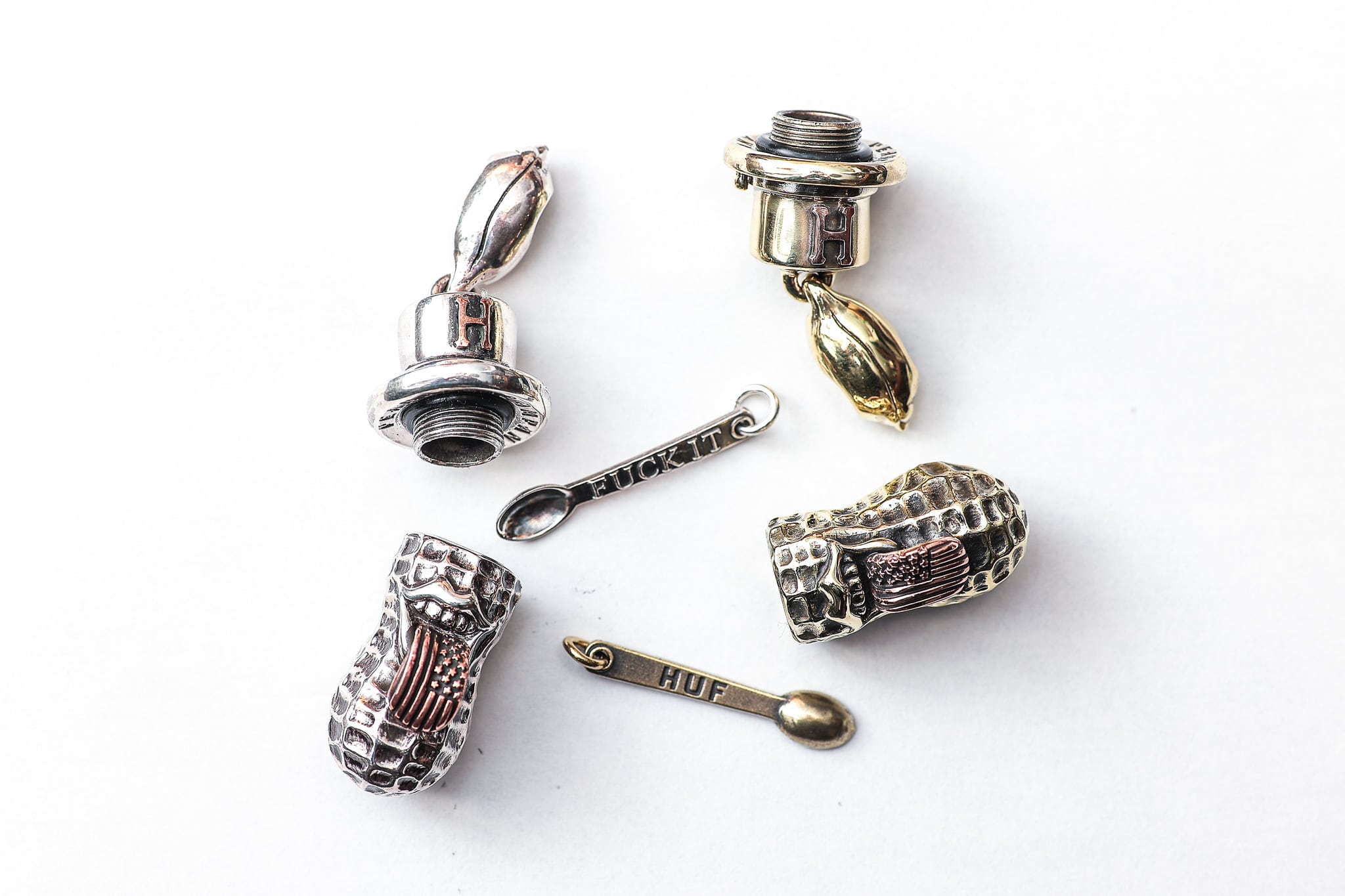 HUF X YACHIMATA BERO PEANUTS （silver) 日本限定 | Peanuts&Co