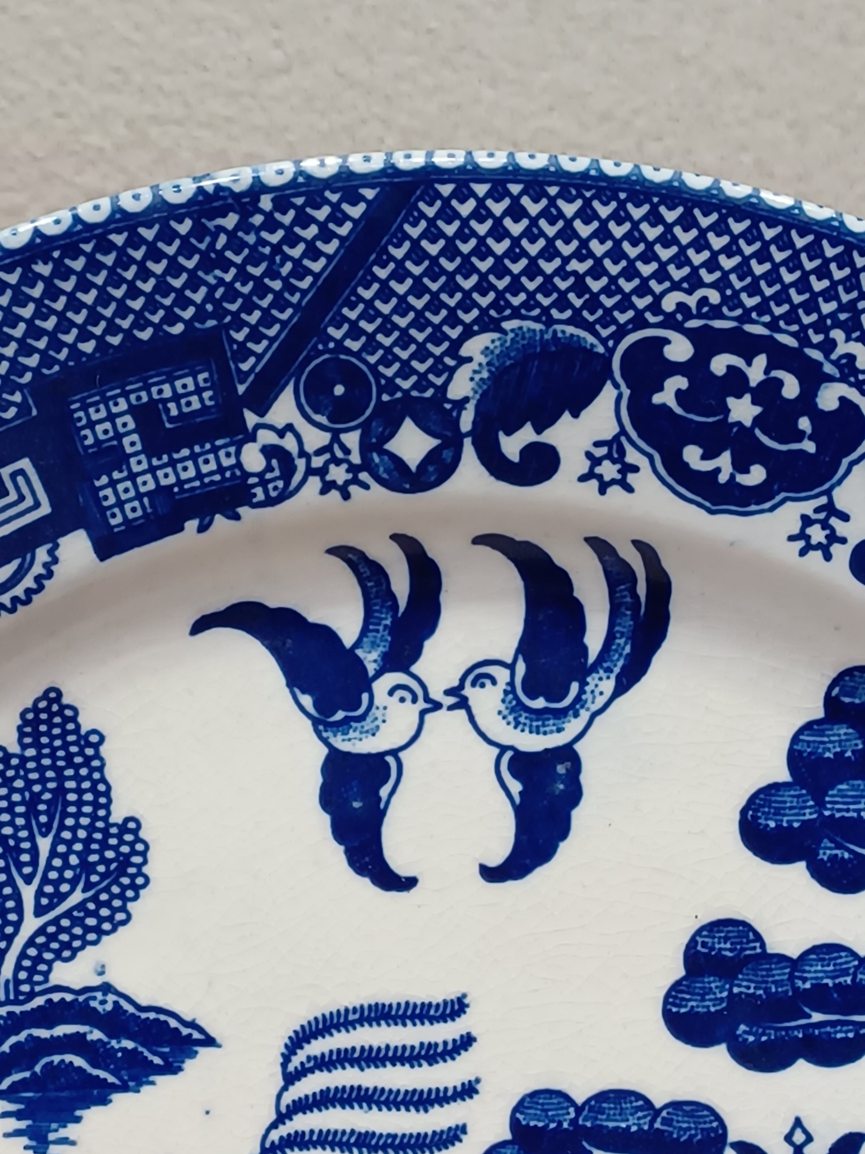 柳模様の大皿 有田製 ウィロー 柳模様の大皿 有田製 ウィロー 柳模様の