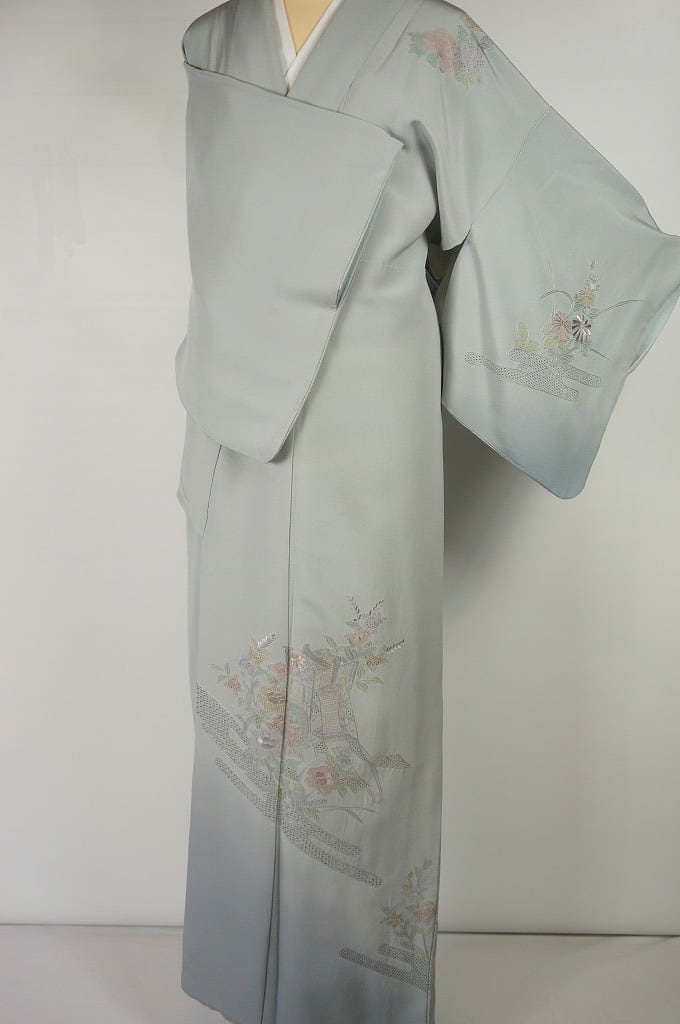 豪華汕頭刺繍 蘇州刺繍 色味の良い 縮緬 一つ紋 付下げ 正絹 AK-4918
