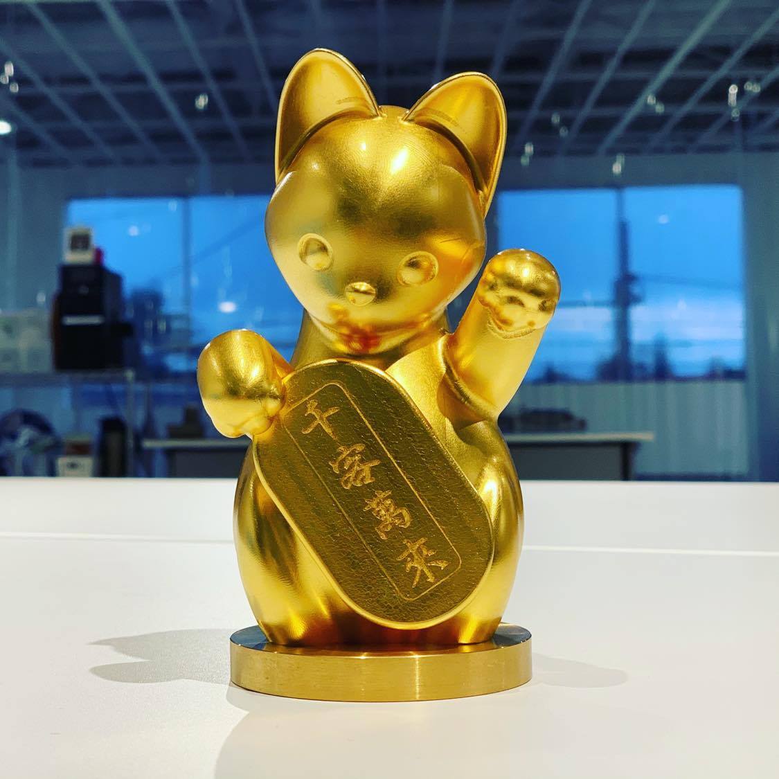 黄金の招き猫 | FACTORY ART MUSEUM TOYAMA SHOP
