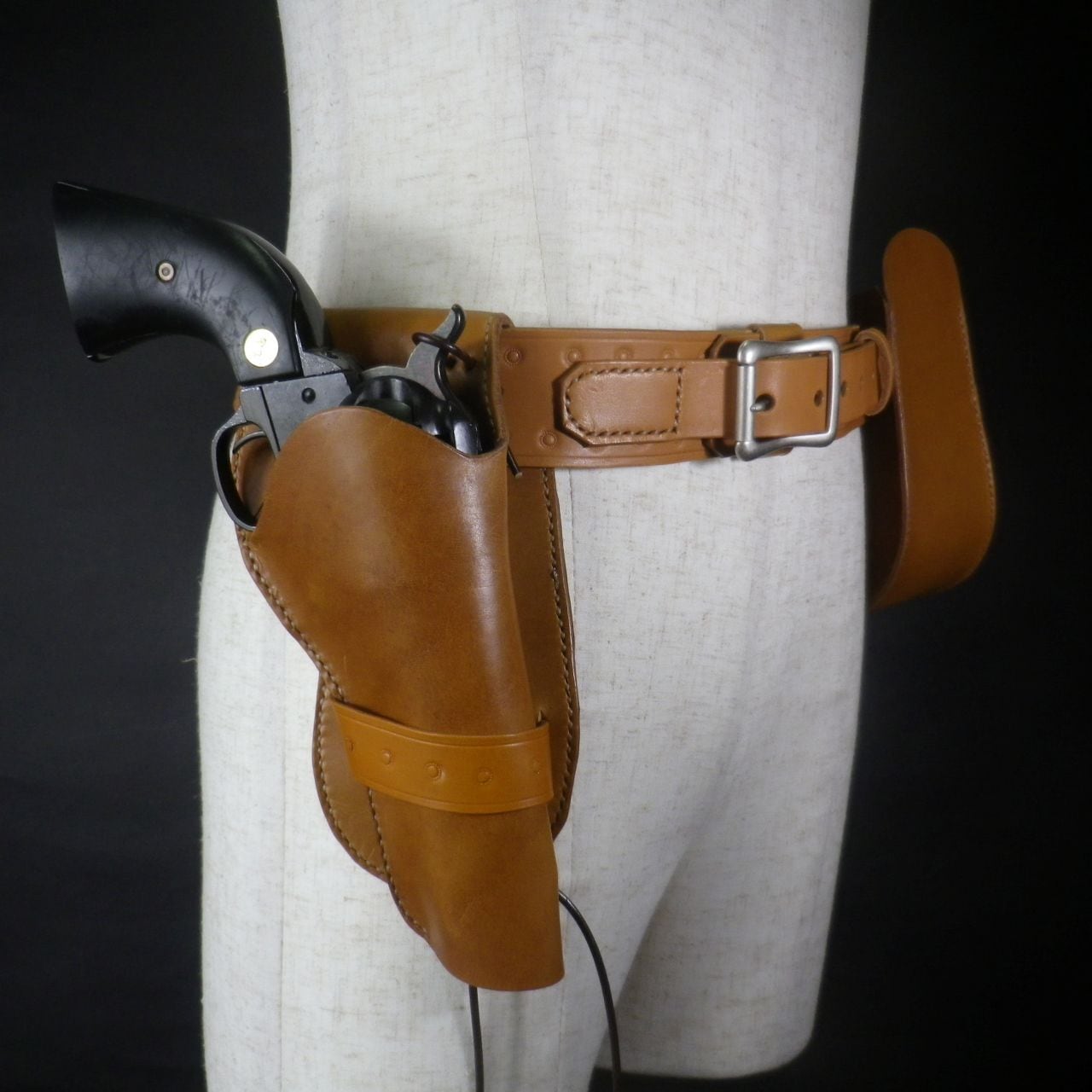 本革製S.A.A.用ガンベルトホルスター | JTGS（ガンホルスターの専門店）