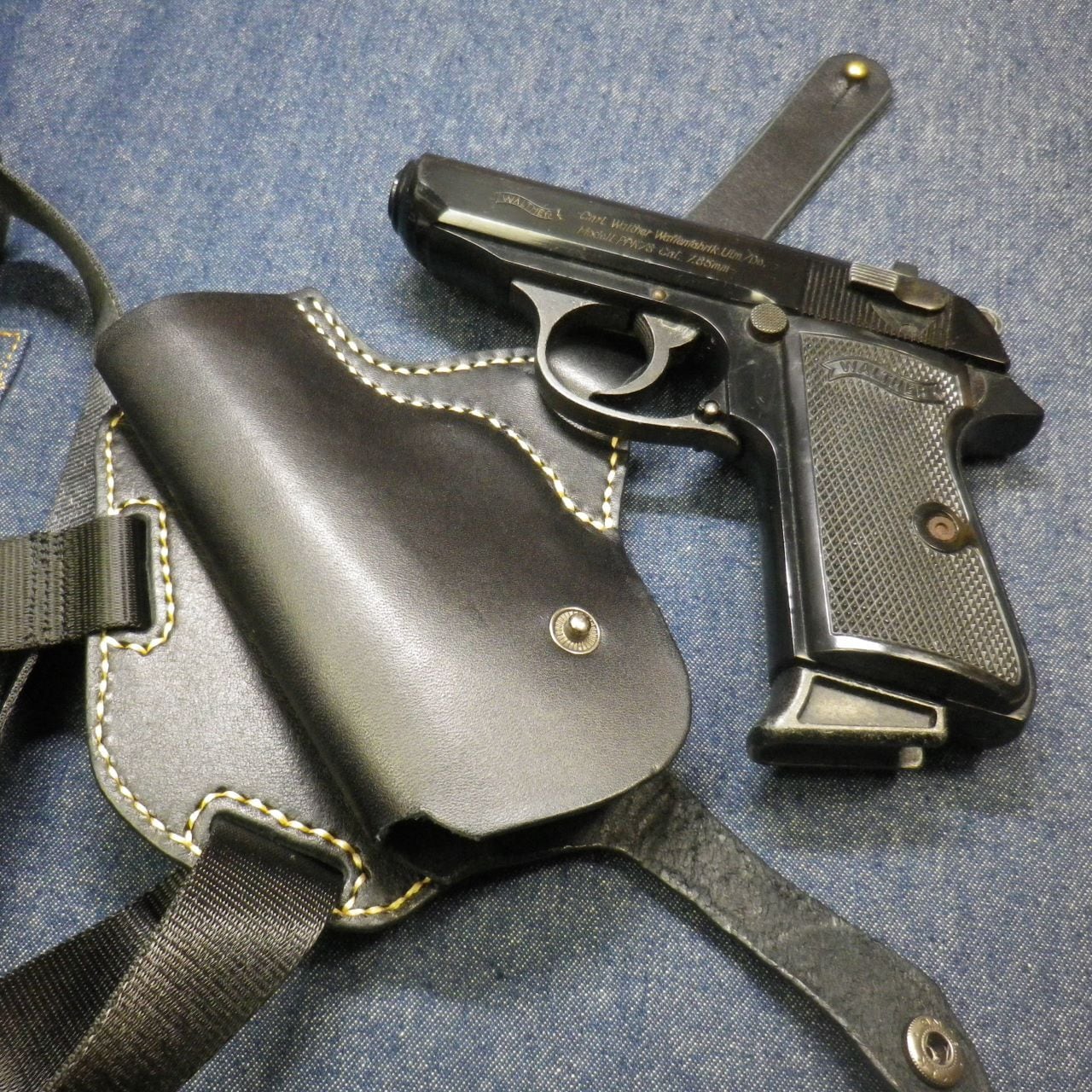 本革製ワルサーPPK/s用ショルダーホルスター | JTGS（ガンホルスターの