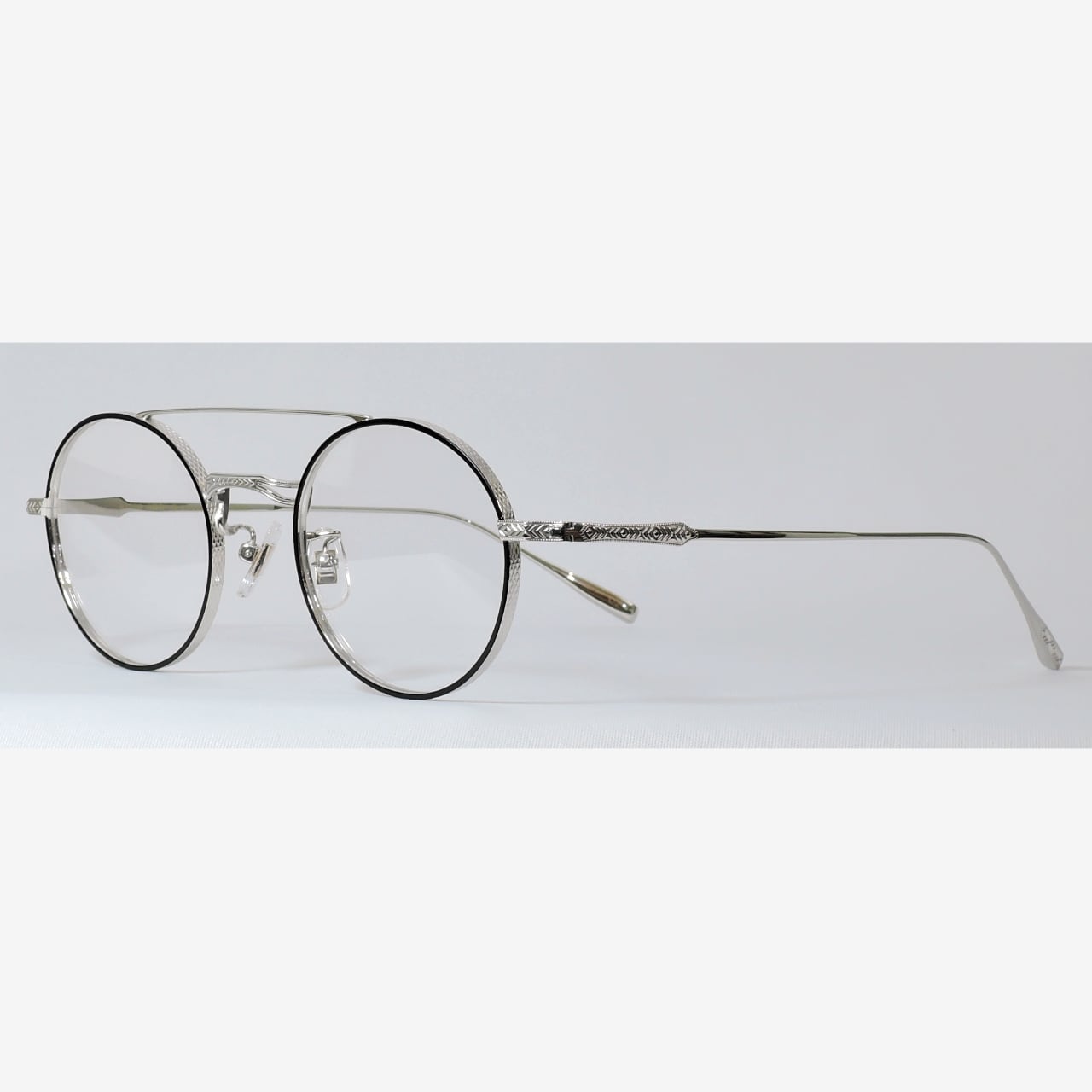 01084d7be576d1e1299395adea09b2