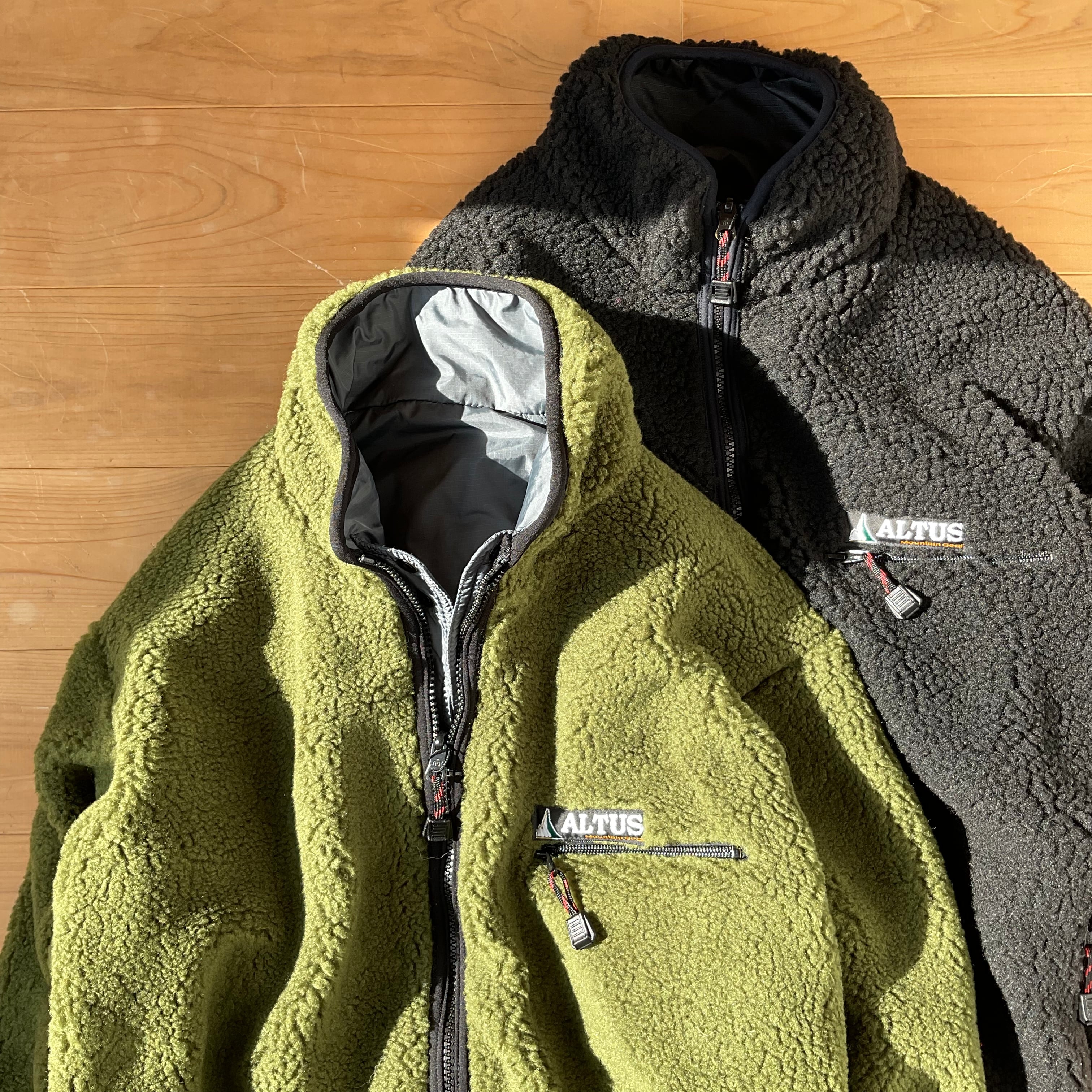 Altus Mountain Gear / Reversible Fleece Jacket | BIRD MOUNTAIN
