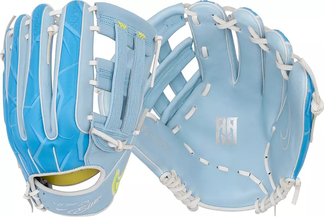 ナイキ バイパー エリート ロナルド・アクーニャ Jr 選手モデル 硬式