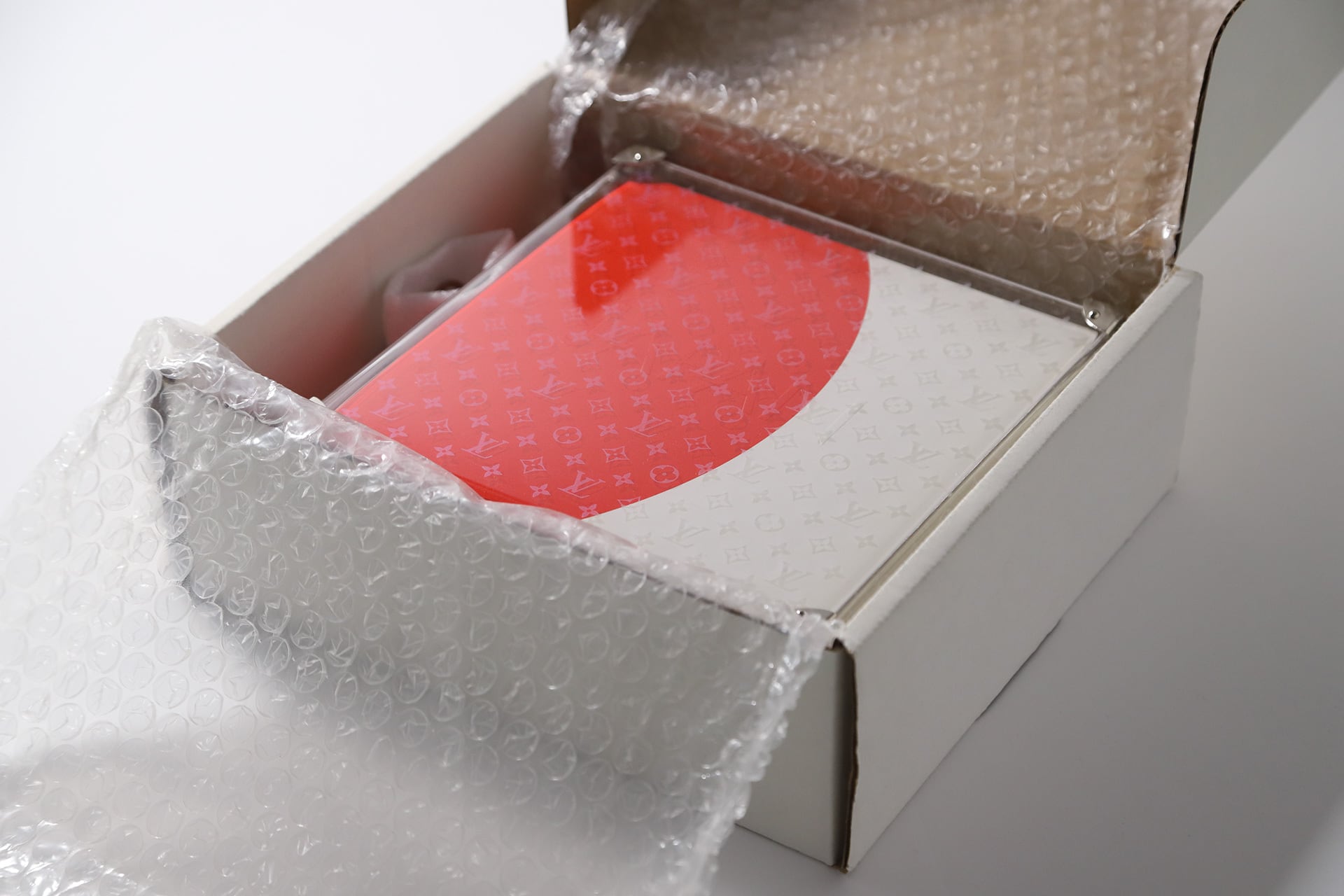 VISIONAIRE 30 GAME LOUIS VUITTON | CROSS_BOOKSHELF | VISIONAIRE