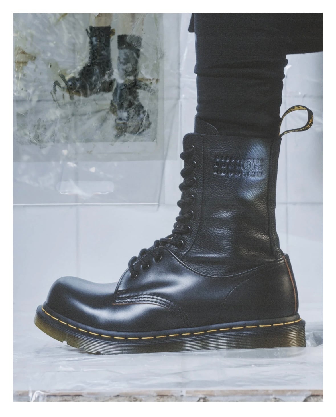 MM6 x Dr. Martens / 10 EYE - TWISTED AND REIMAGINED Black/Black