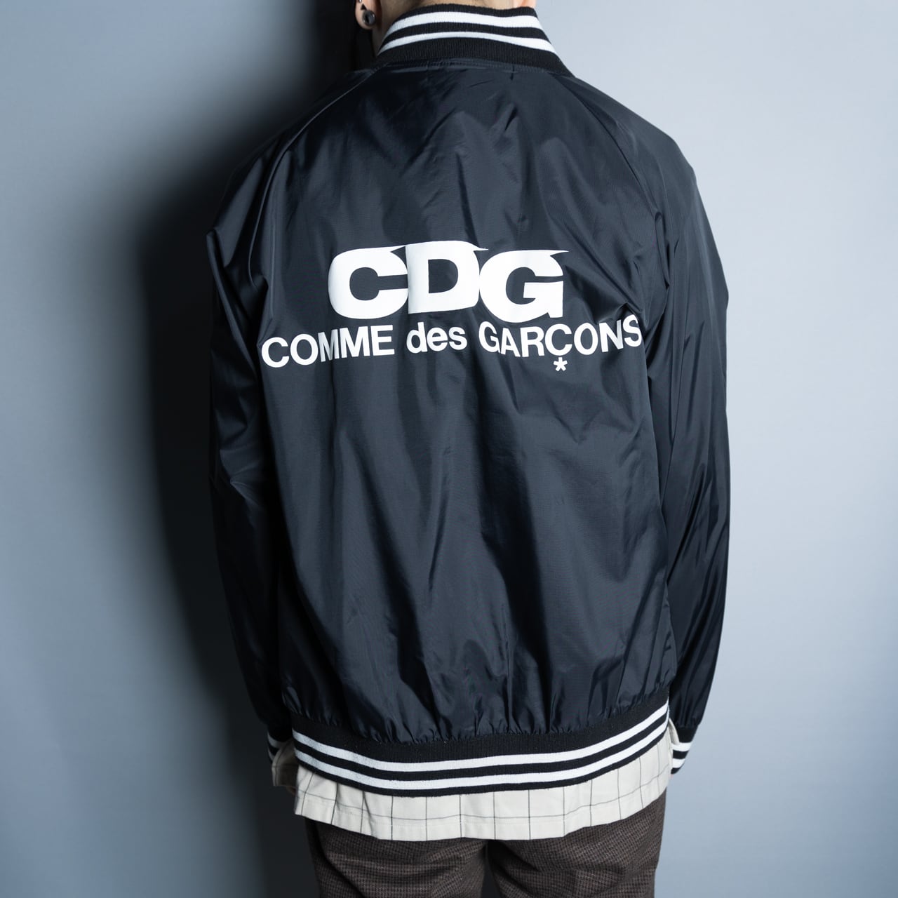 コムデギャルソン】CDGロゴプリントナイロンジャケット | ブランド古着