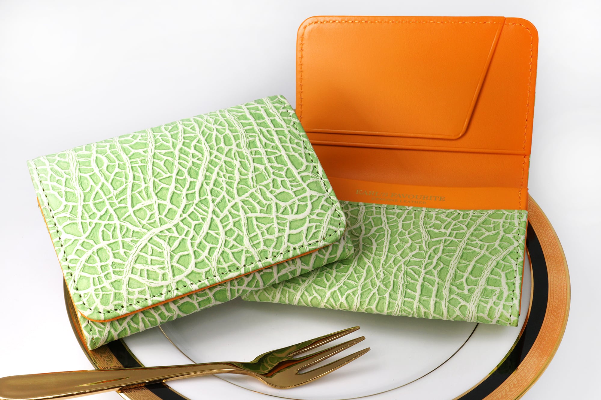 赤肉メロンなビジネス名刺入れ（牛革製）夕張メロン | EARL'S