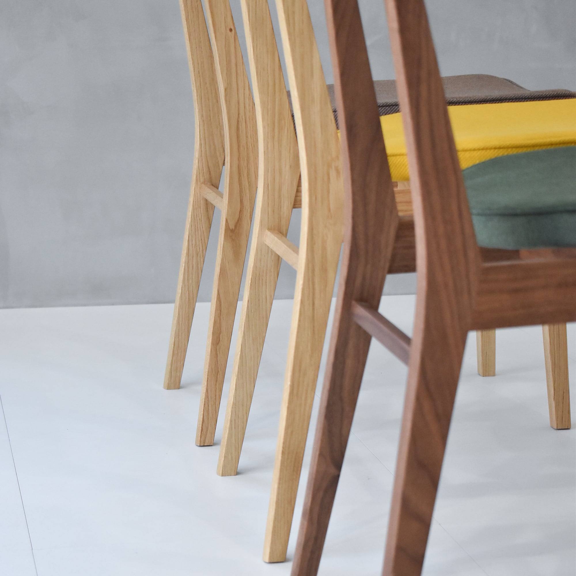 ダイニングチェアA.TYPE【木製椅子】天然木 無垢ナラ材 カラー20色