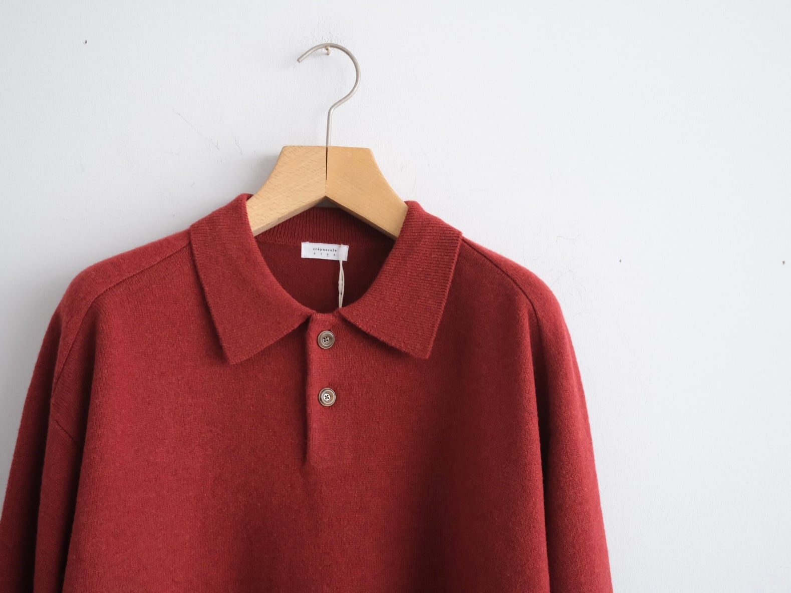 crepuscule“M-G Knit Polo Red” | Lapel online store