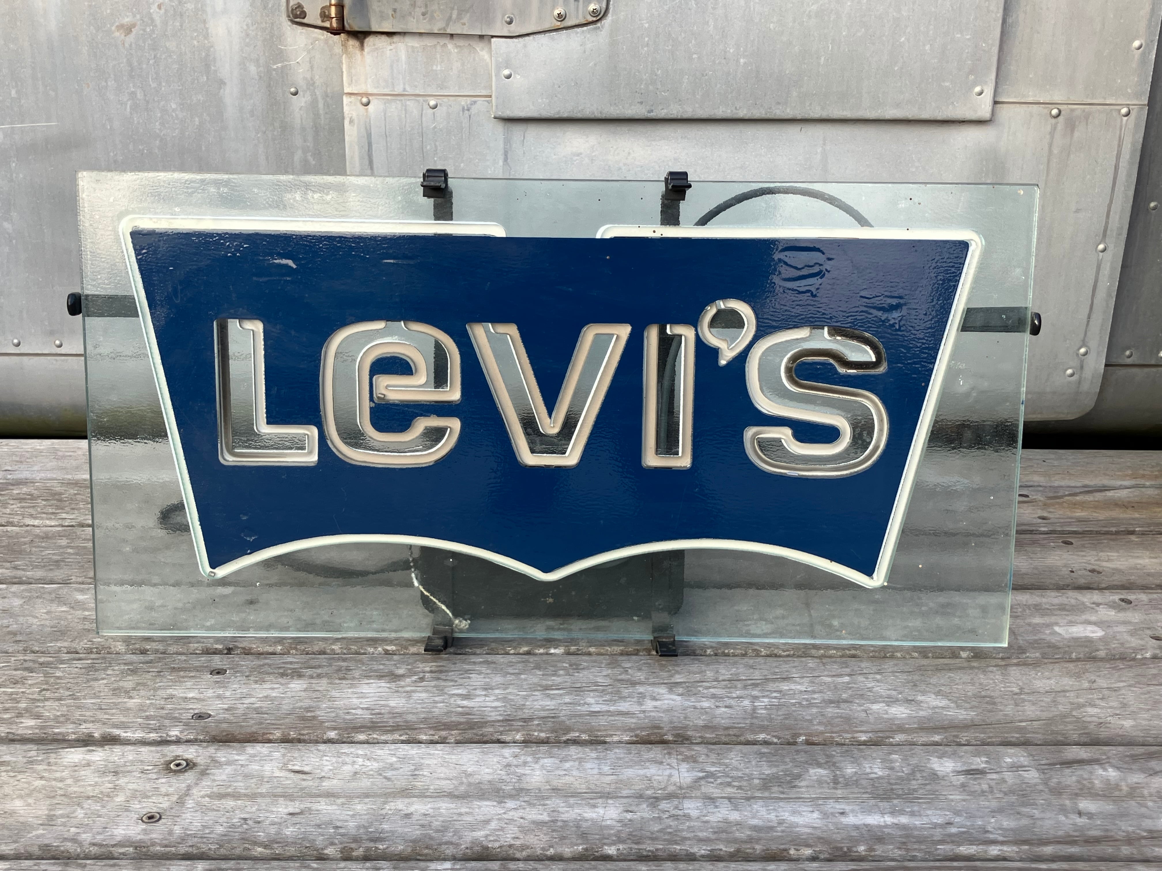 Levi's 70s STORE DISPLAY UNDERWRITERS LABORATORIES INC NEON SIGN