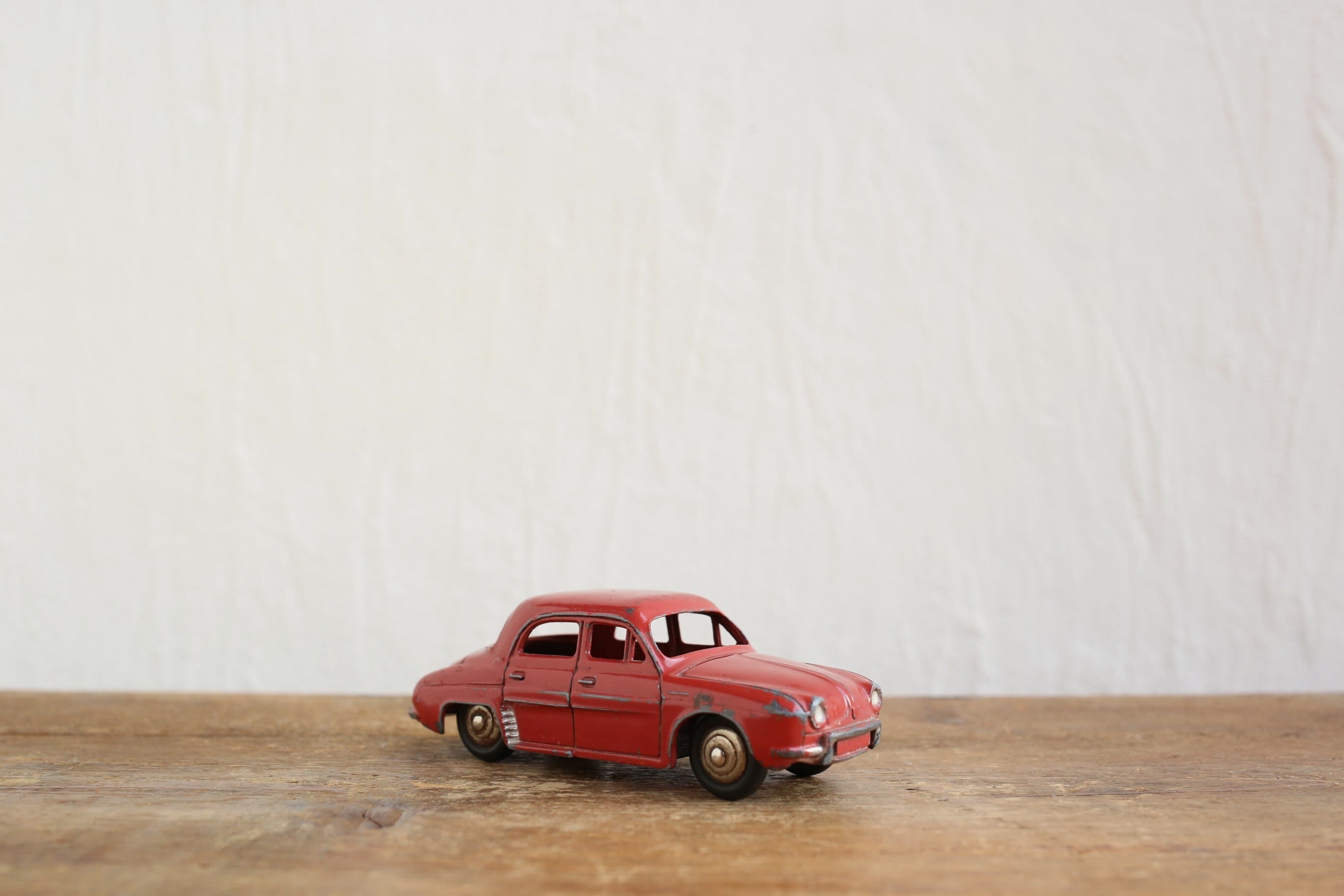 フランス DINKY TOYS ディンキー MECCANO社 『RENAULT DAUPHINE 