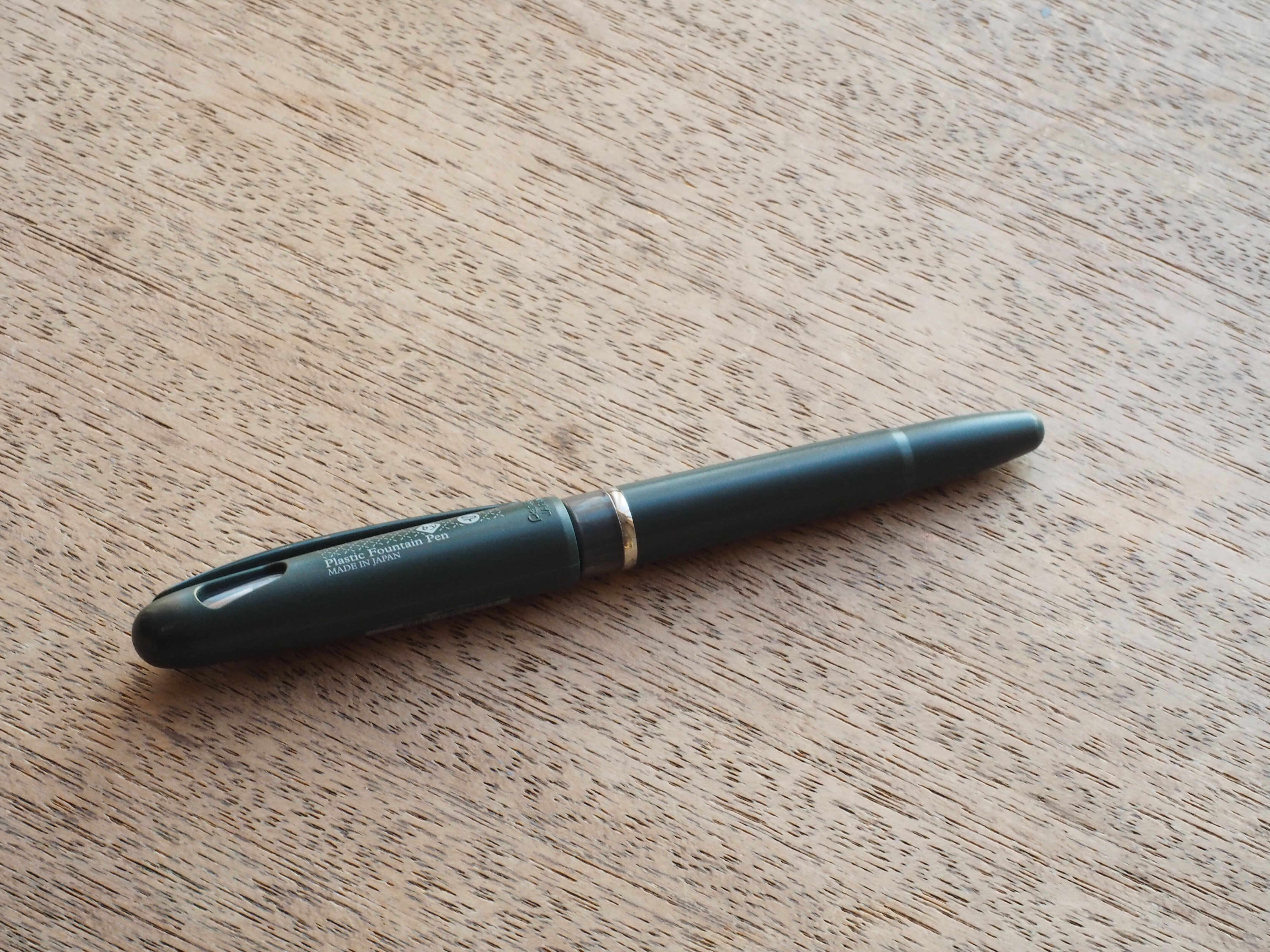 CDT プラスティック万年筆 黒 | docketstore