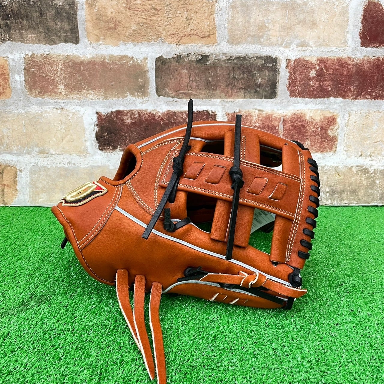 2025年最新モデル！Wilson D5型 硬式グローブ WBW102895 WBW102896
