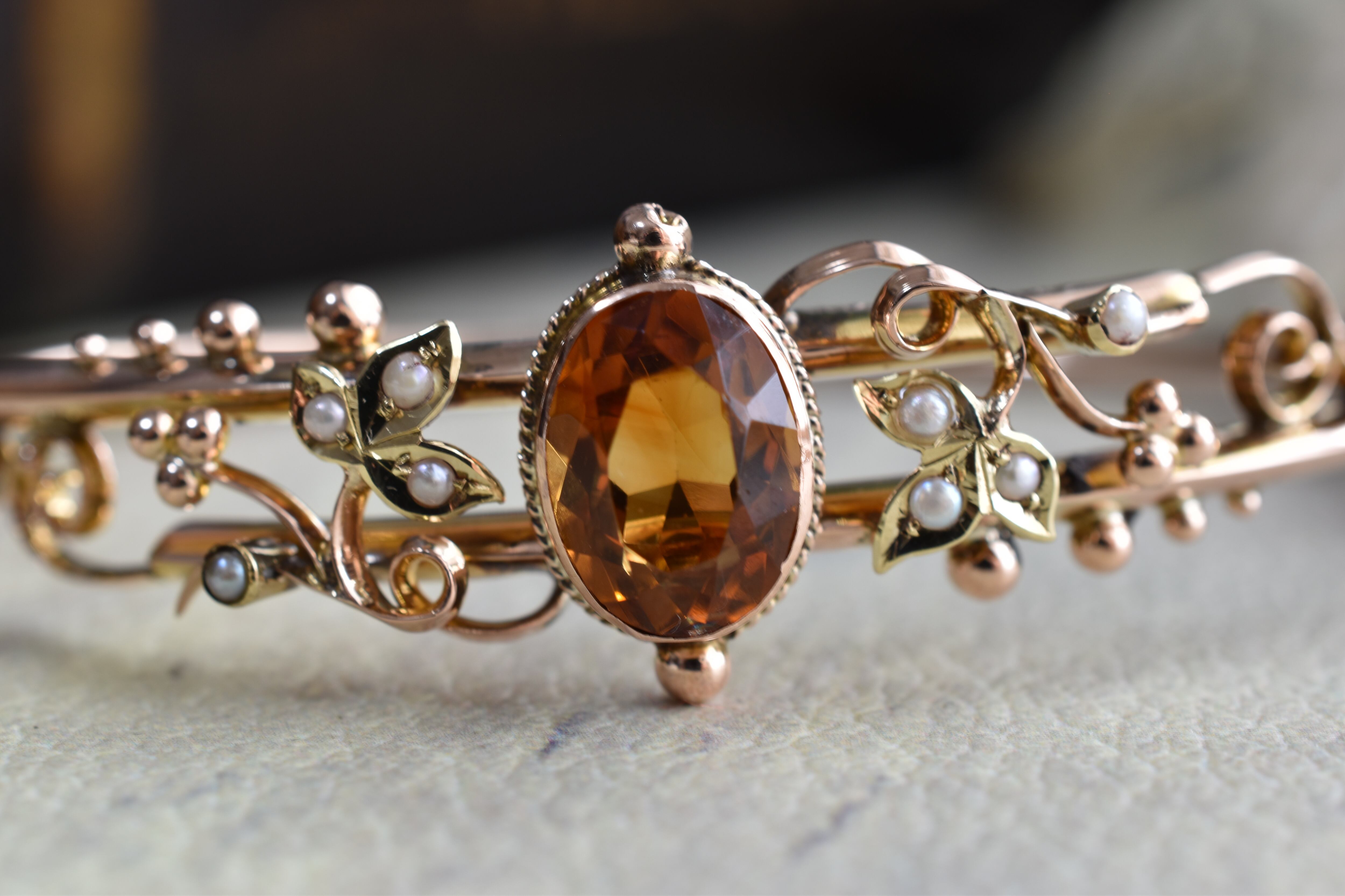 英国アンティーク 19世期ヴィクトリアン K9 天然シトリンと天然シード