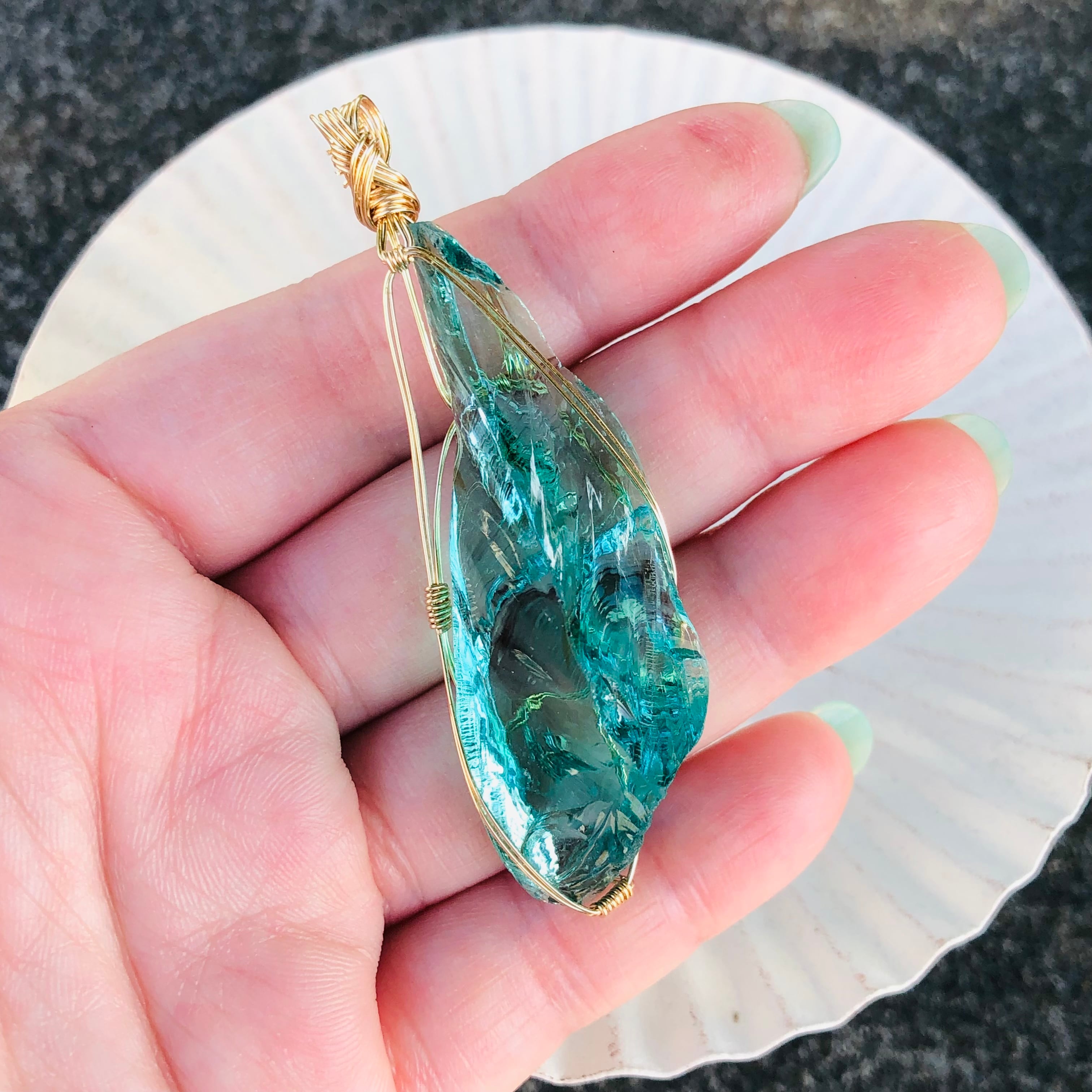 シエラネバダ産アンダラクリスタル☆宝石質～ Gem Cyan Angel～【世界