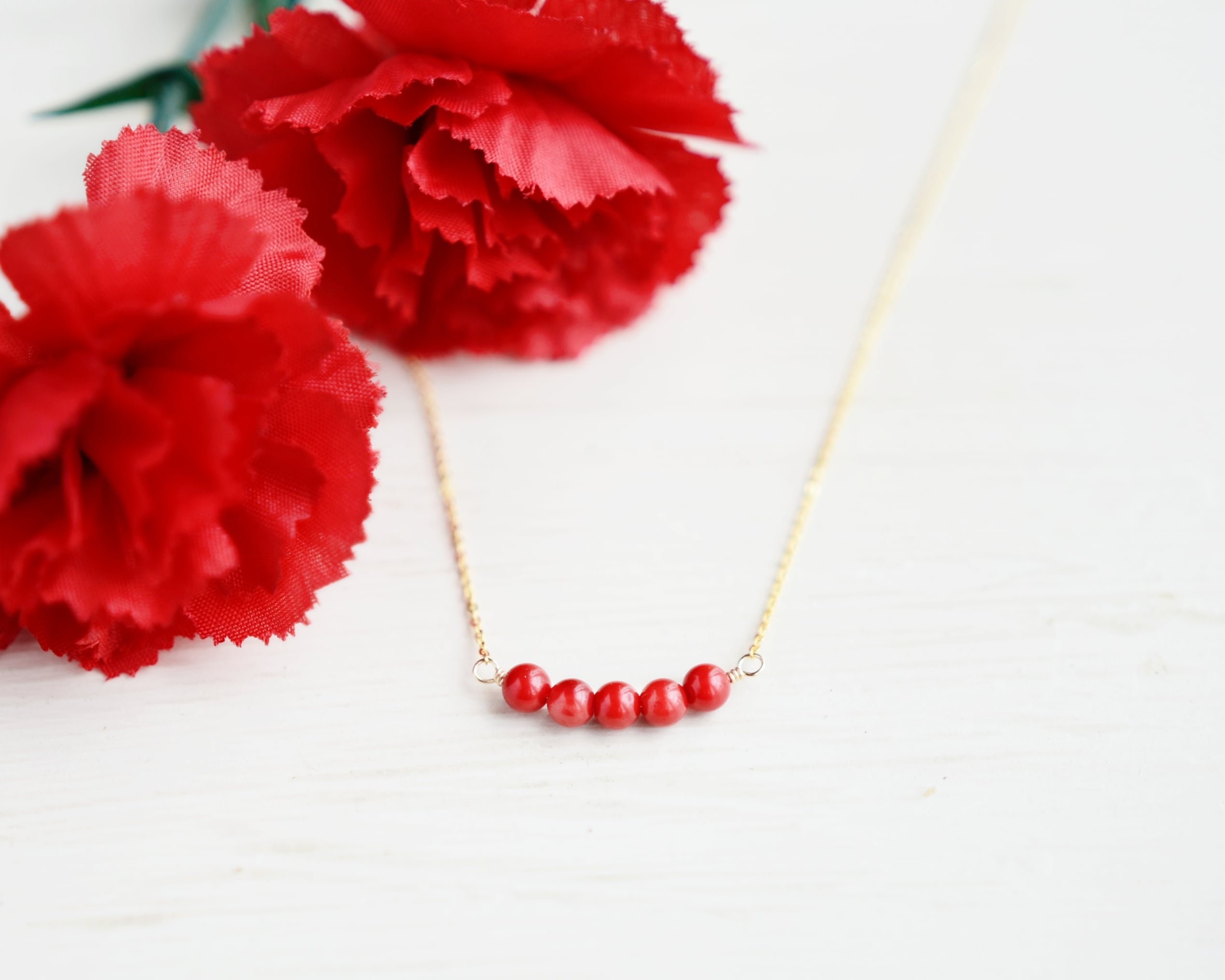 14kgf ネックレス】シンプルな赤珊瑚（3月誕生石）／女性の還暦祝いに