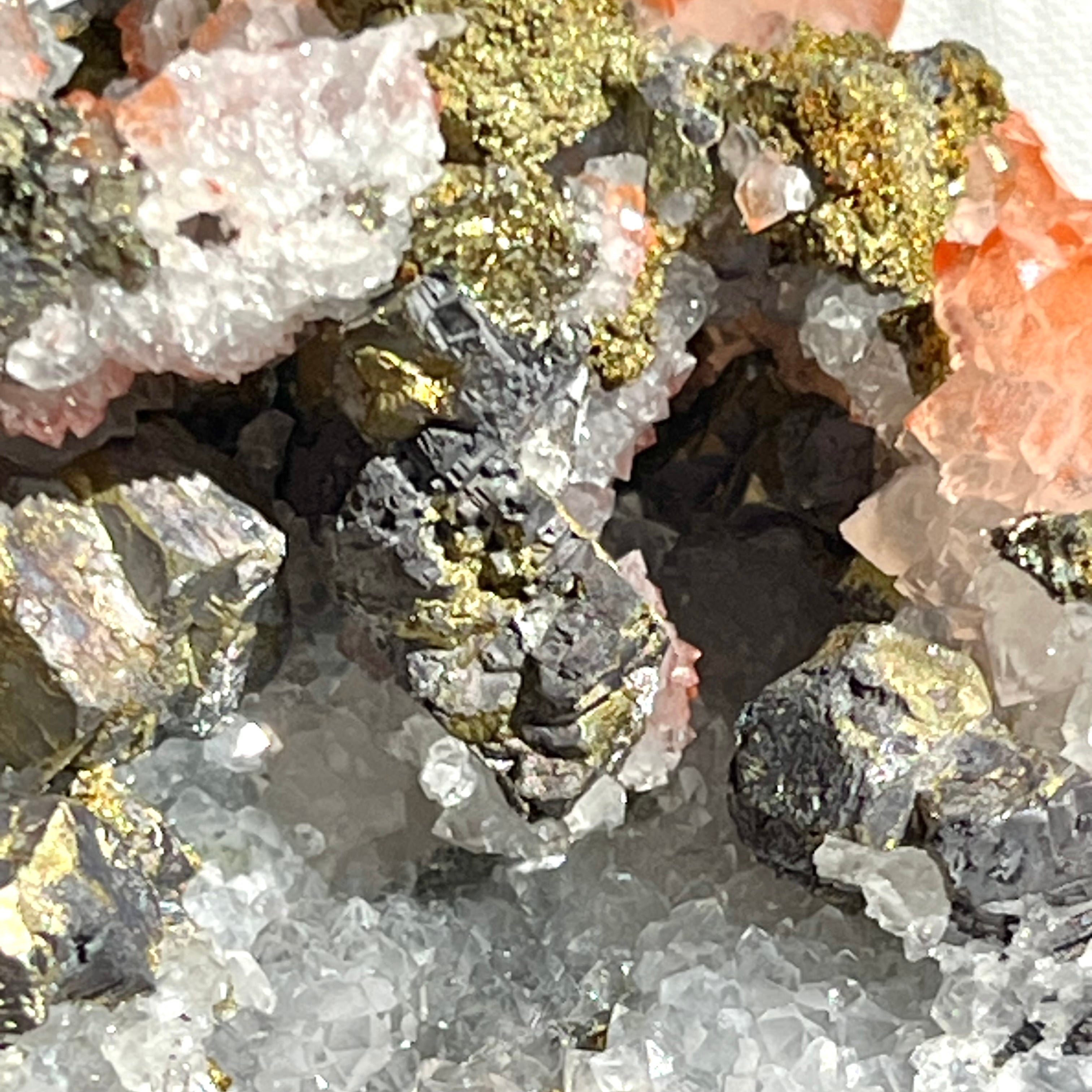 豊穣 ⁂ 黄銅鉱・パイライト共生水晶クラスター | partenaire