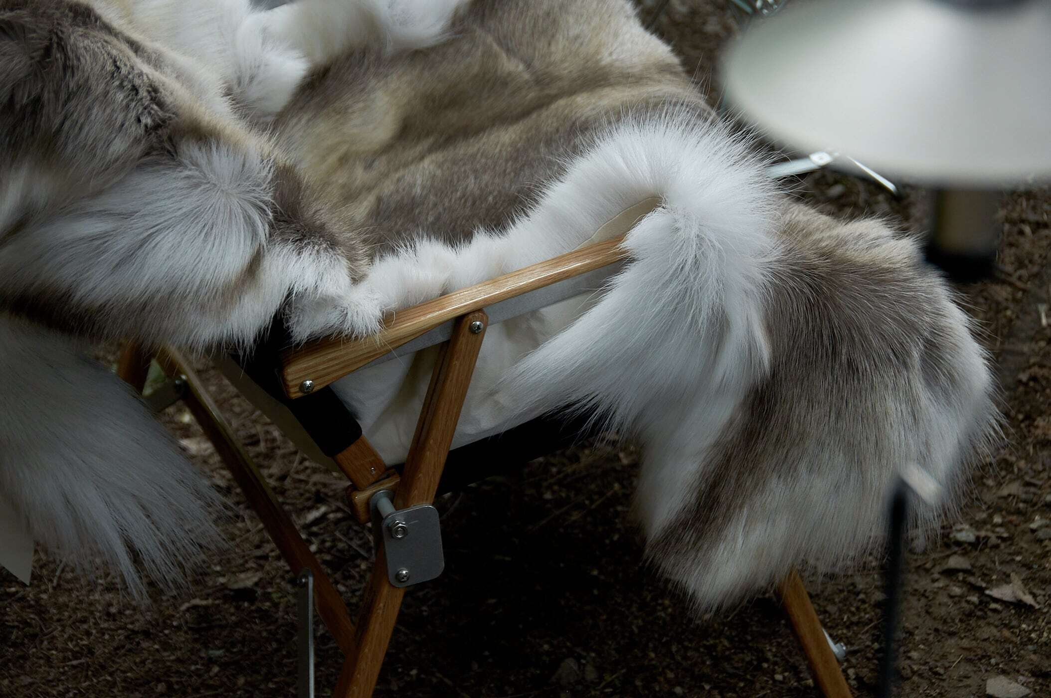 ORCOMPRODUCTS】reindeer rug(トナカイのラグ) | OUTDOOR BASE MATSUMOTO