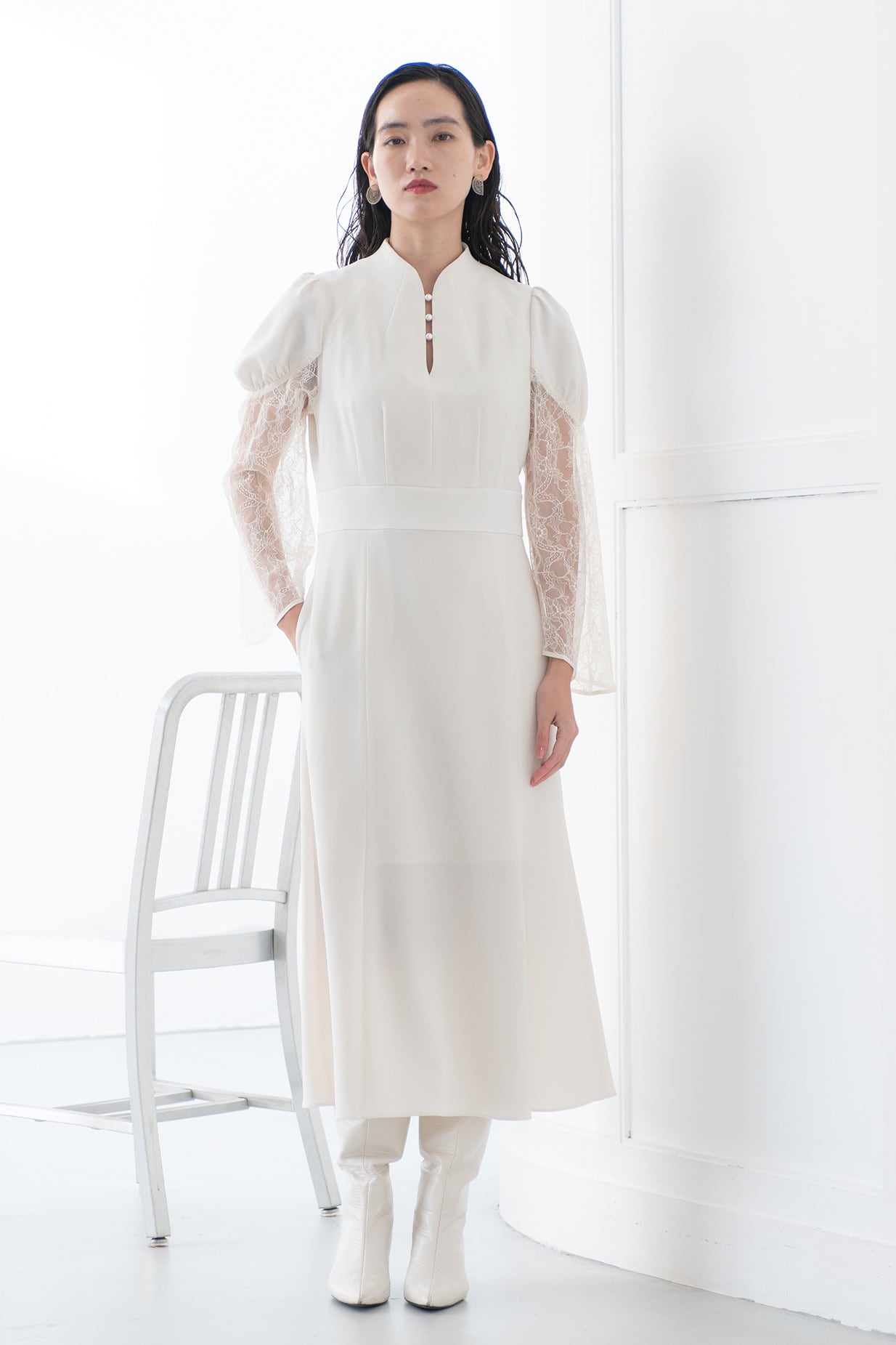 Pearl Mermaid Lace Dress Ⅱ OFF WHITE | Arobe OFFICIAL ONLINE STORE