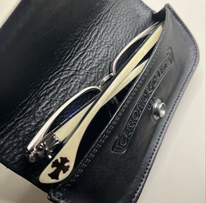 CHROME HEARTS クロムハーツ コノリーレザー マルチケース カード