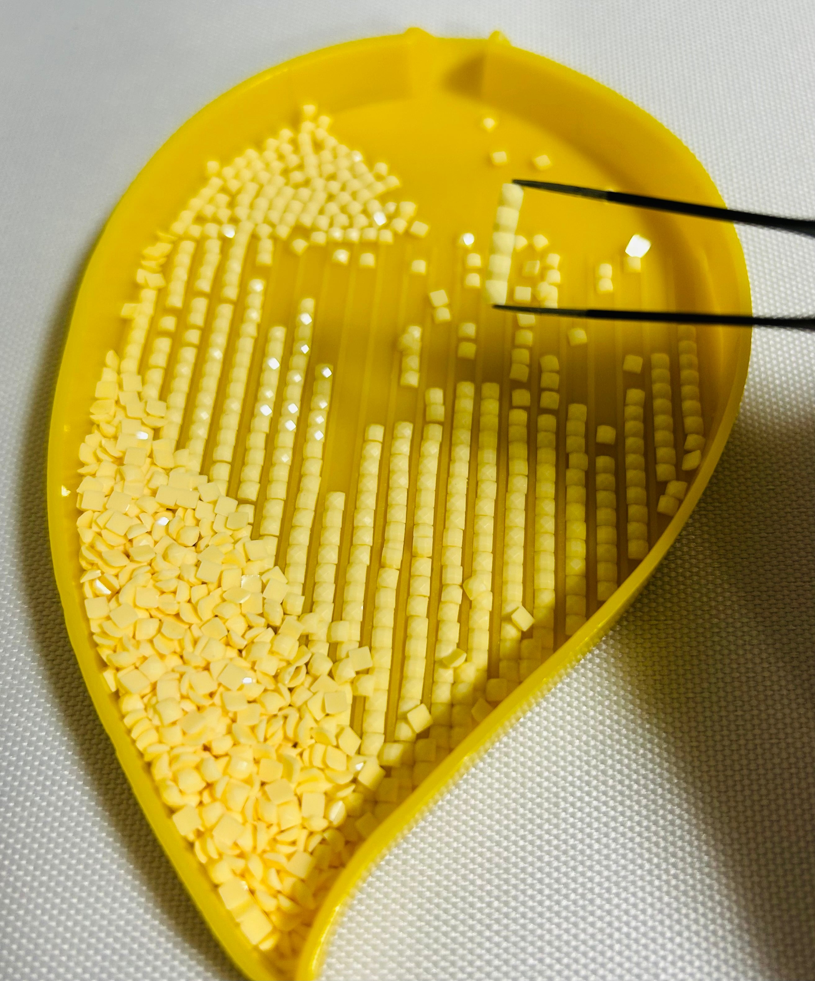 新商品！樹脂ビーズダイヤモンドアート 123色 | EREダイヤモンドアート