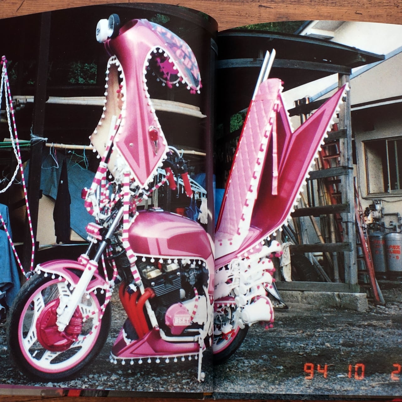 都築響一編集 HELL ON WHEELS ―暴走族の改造単車コレクション | タイム