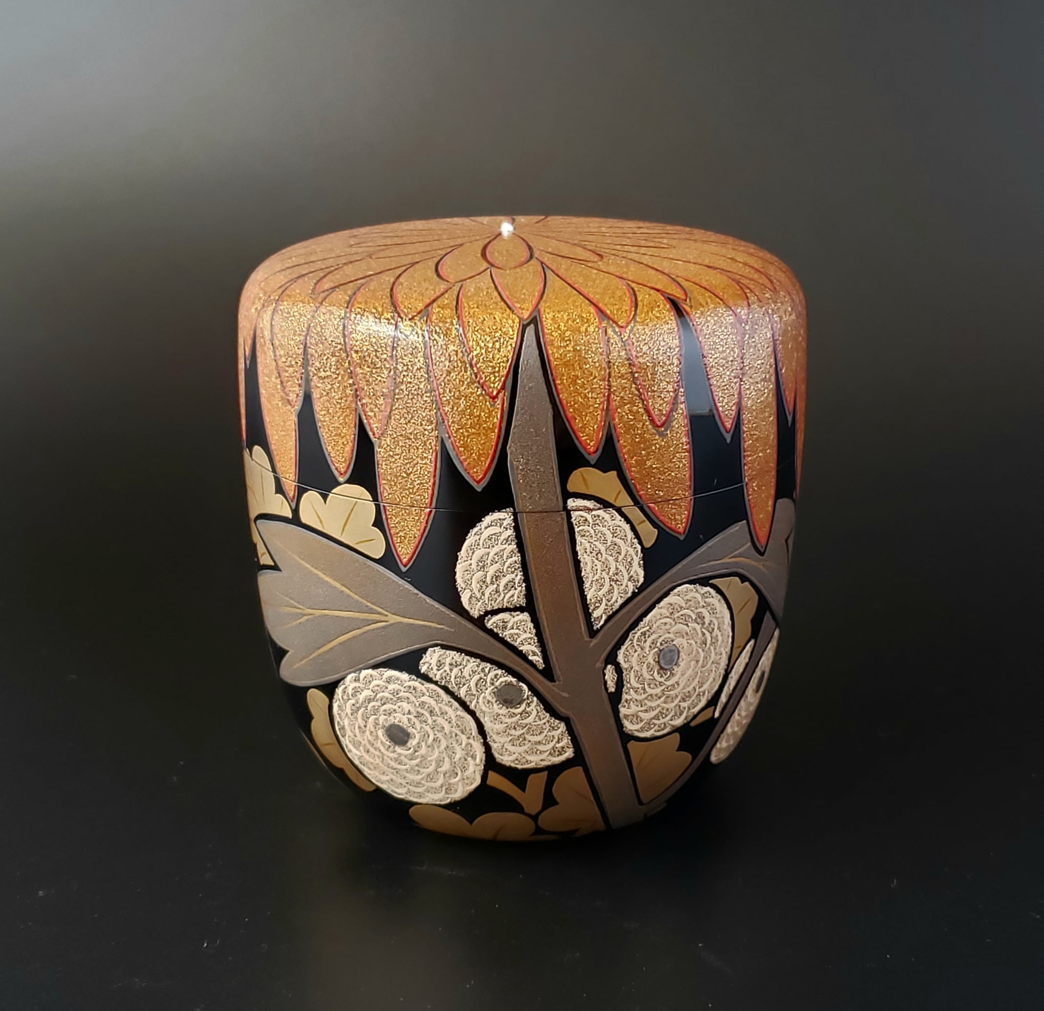 茶道具 菊蒔絵 大棗 本間蕣華 共箱 漆芸 酒田 | 茶道具販売｜香月苑