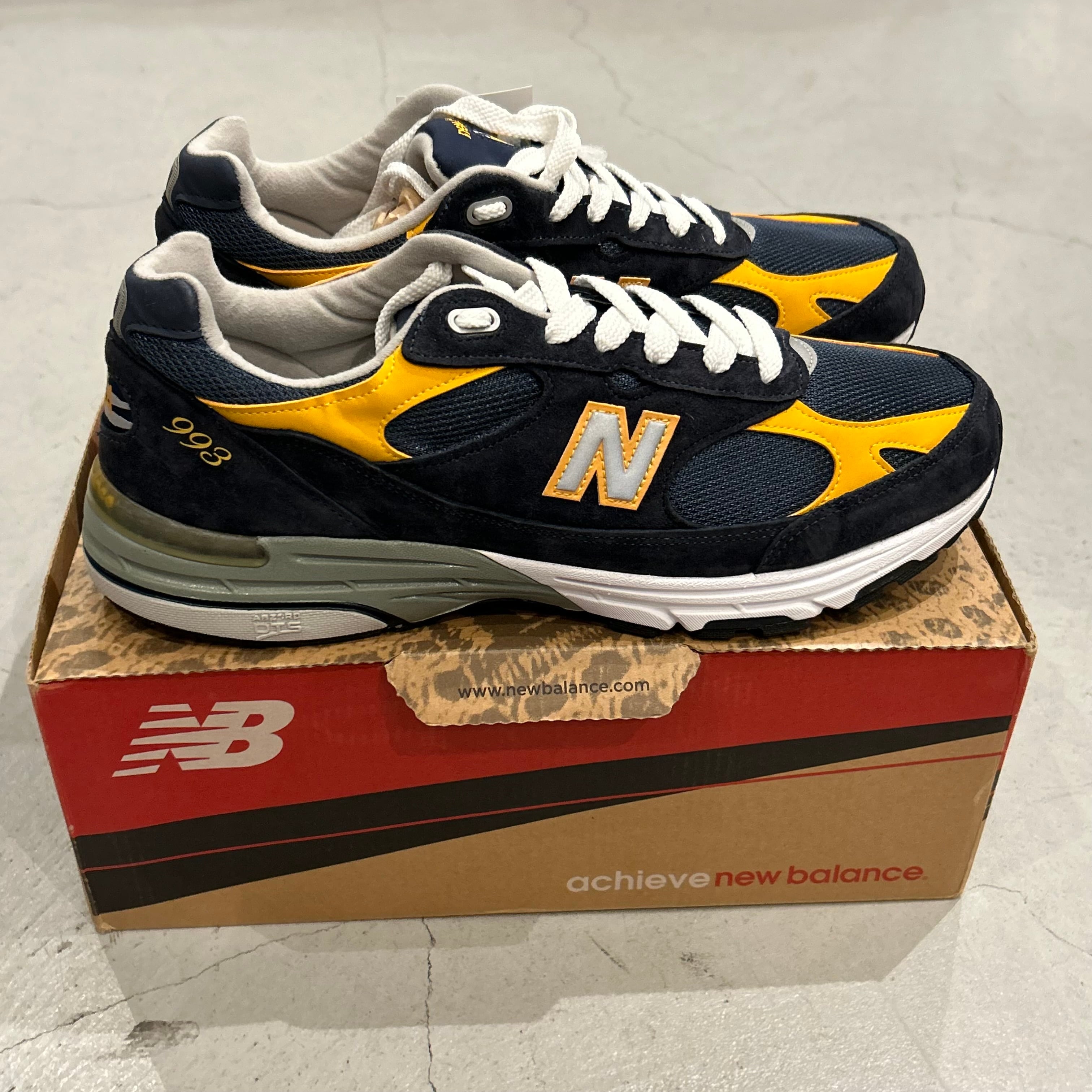 Dead Stock‼︎ special‼︎ 2009s New Balance 993 “Military Edition