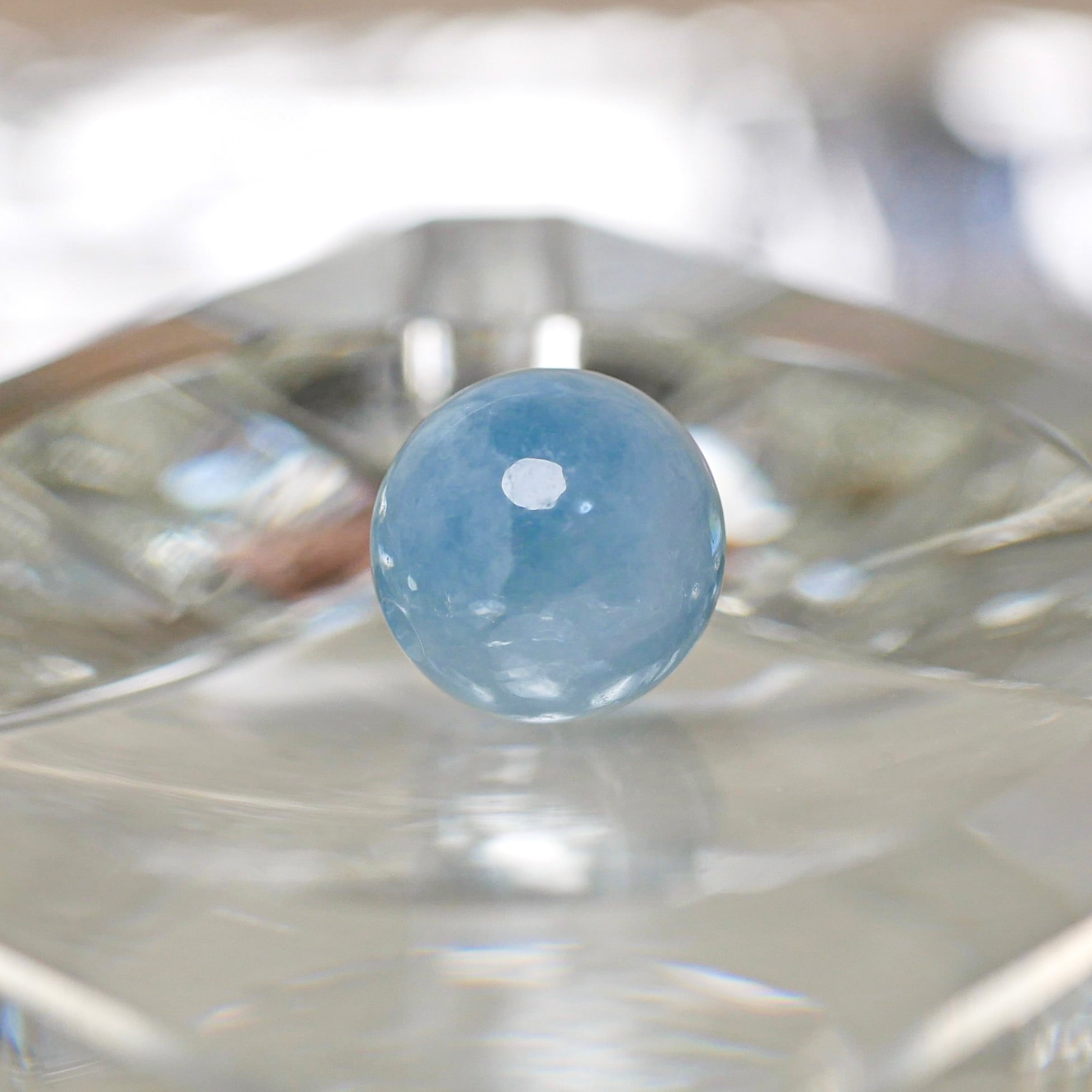 糸魚川翡翠入コン沢青10金丸ペントップ