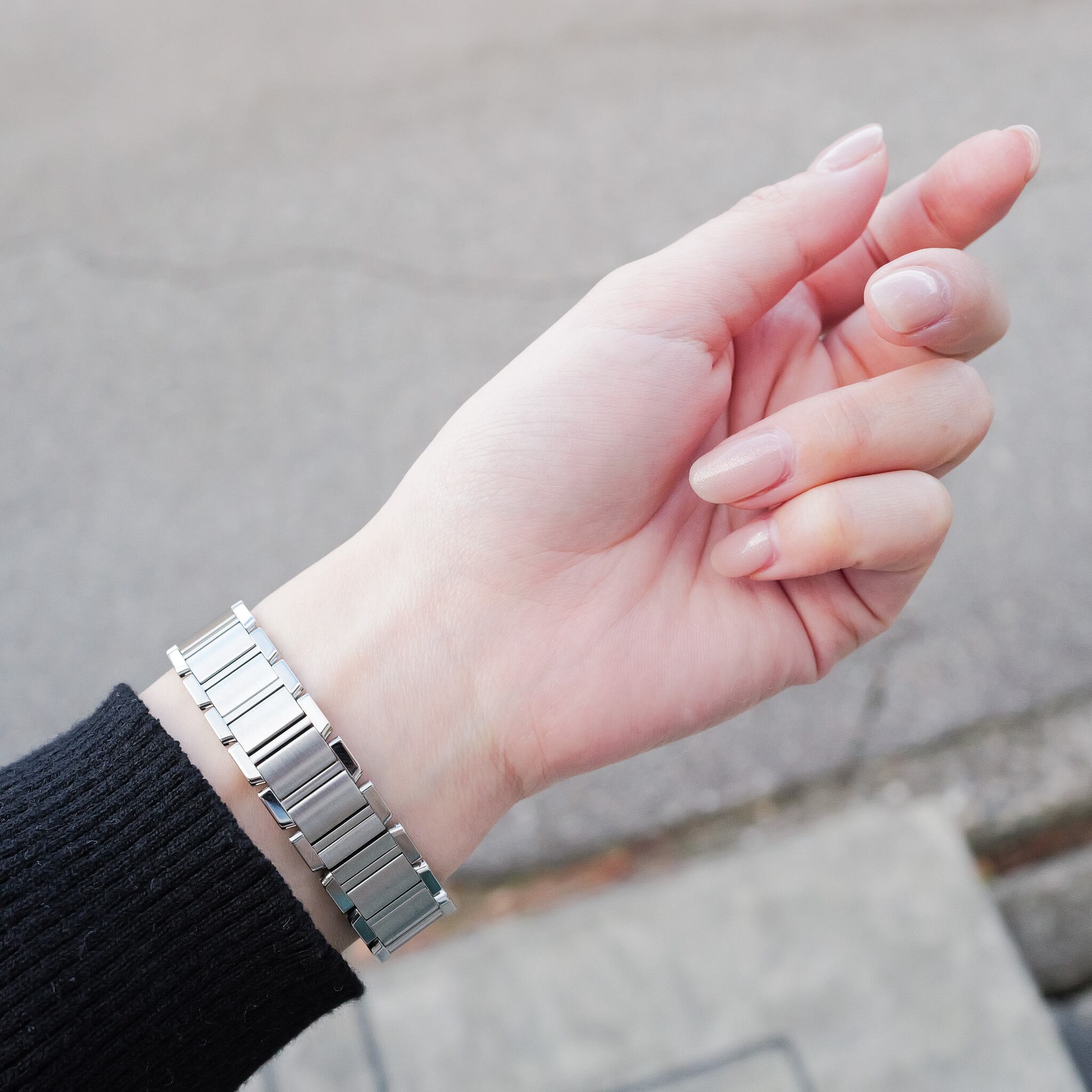 クリスマス限定品：カルティエ タンクフランセーズ SM ラズベリー文字