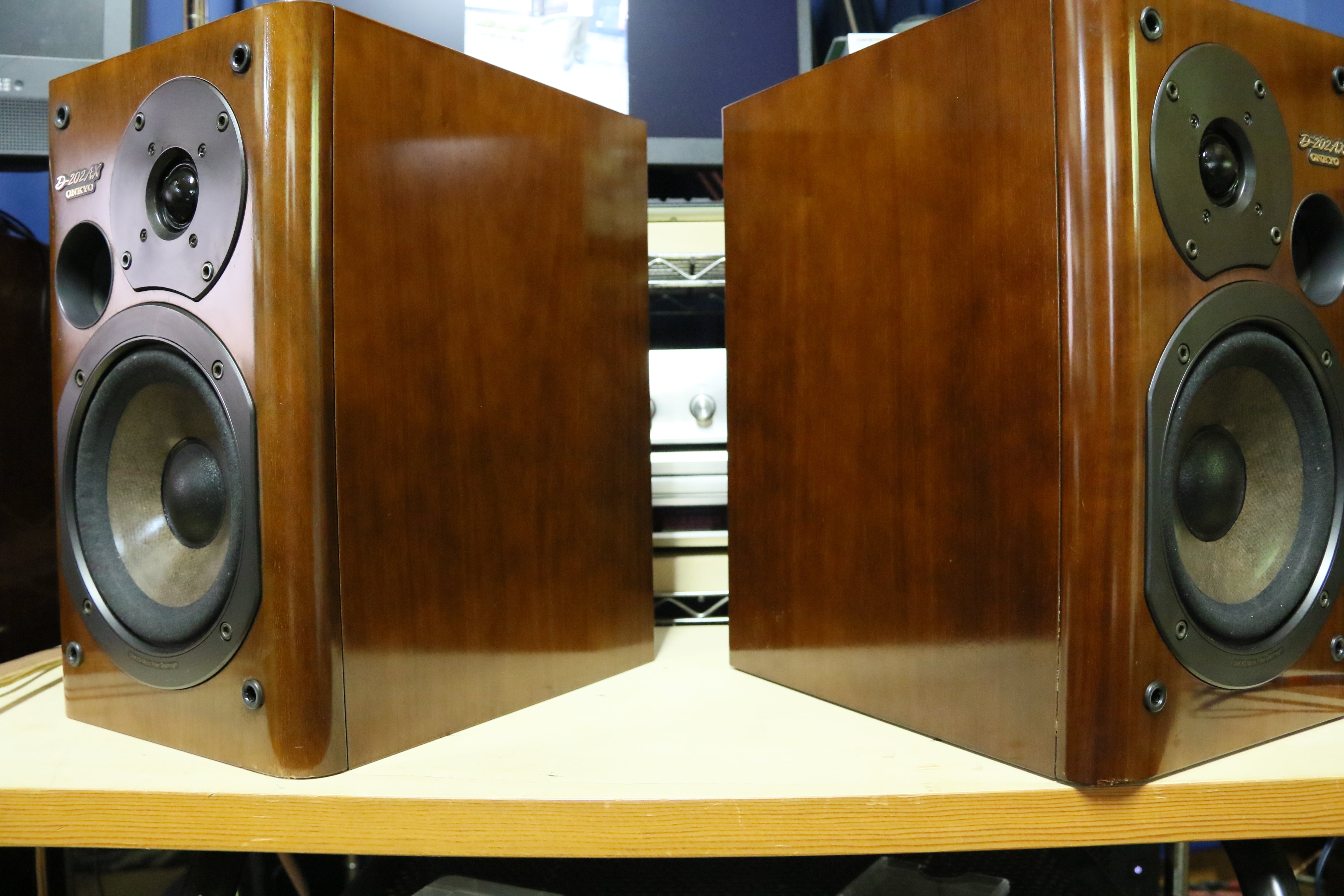 定価︰￥64,000・1996年】ONKYO D-202AII スピーカー 定価︰￥64,000