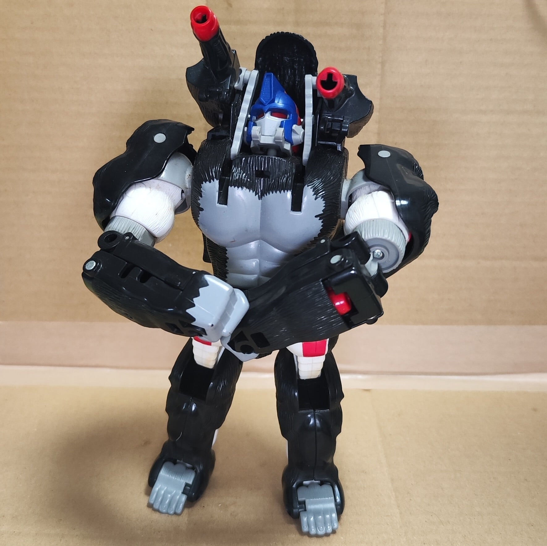 ジャンク品】トランスフォーマービーストウォーズ コンボイ