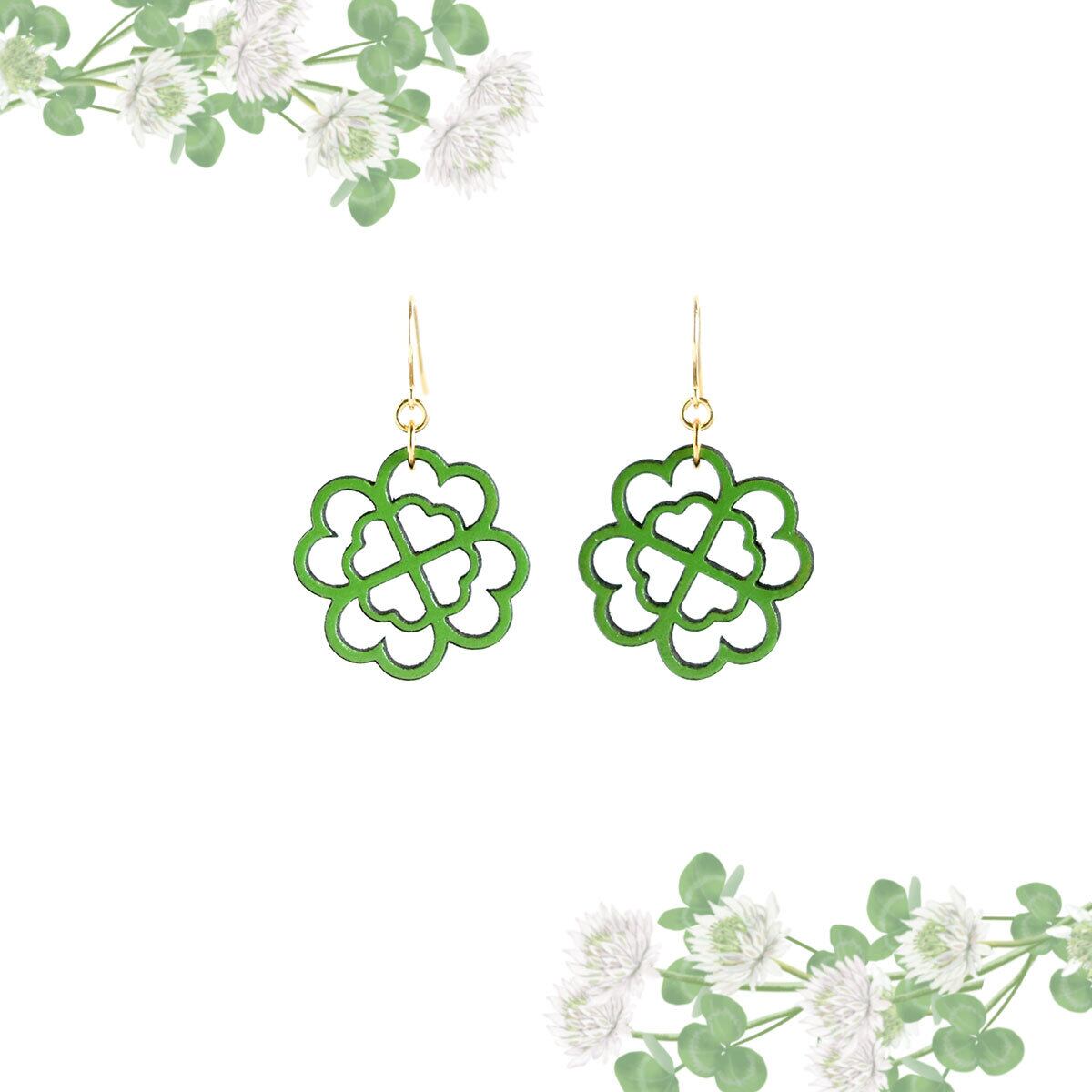 花紋】四葉のクローバーのピアス/p1435 | Clover4u