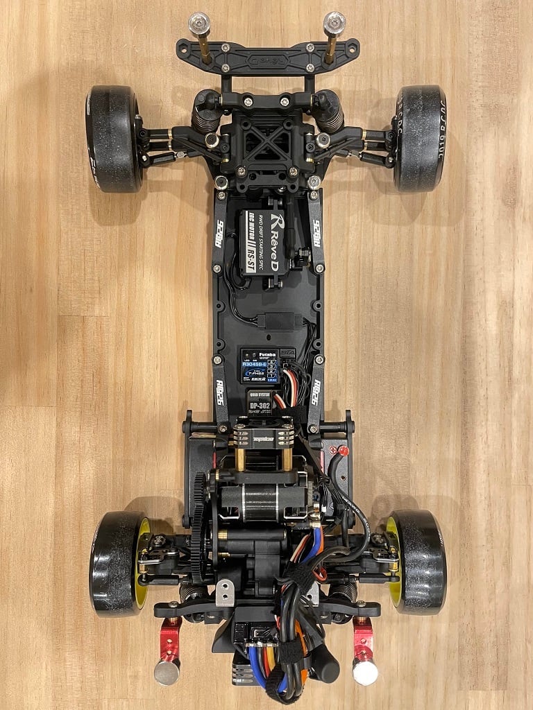 RC926】RDX用アルミシャーシブレース(2個入り)マットブラック KN-RDX01