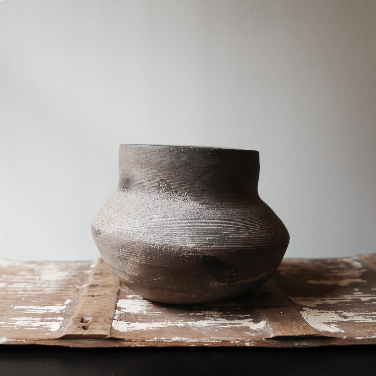 須恵器壺（平安時代頃） | 花と休息「wakamatsu」
