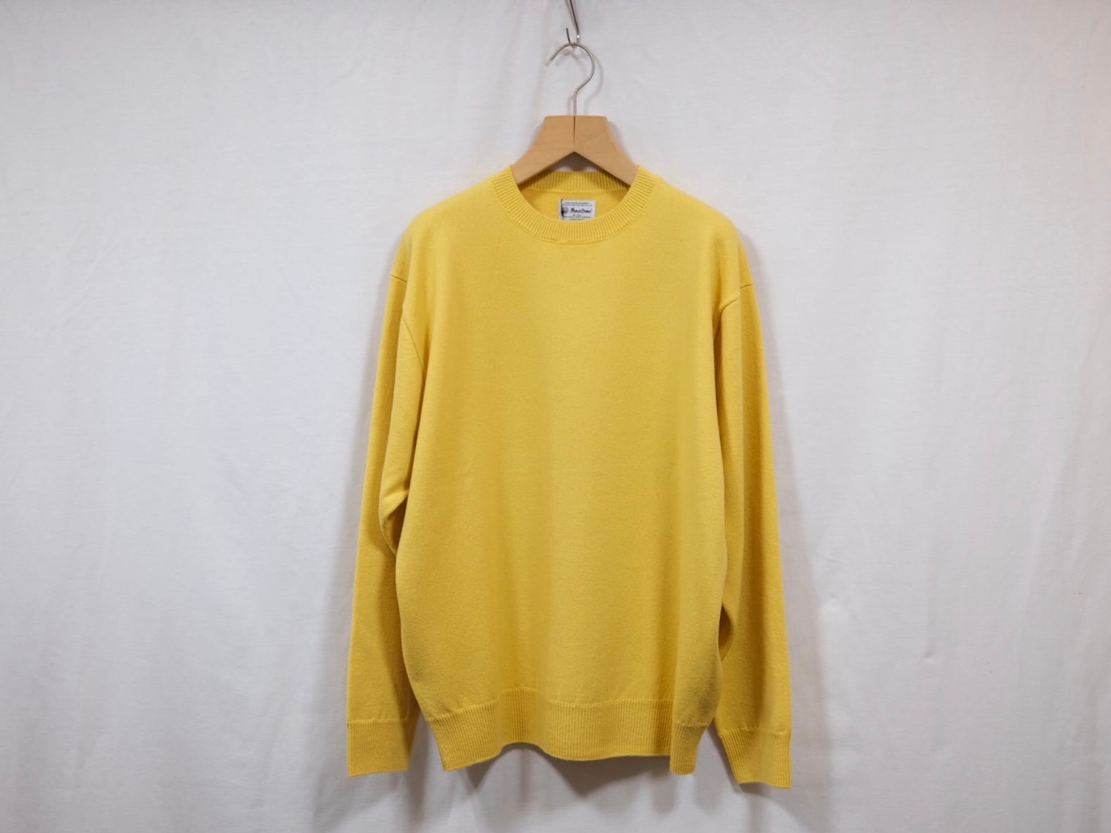 Yonetomi NEW BASIC”RIGID CASHMERE KNIT SWEATER YELLOW” | Lapel