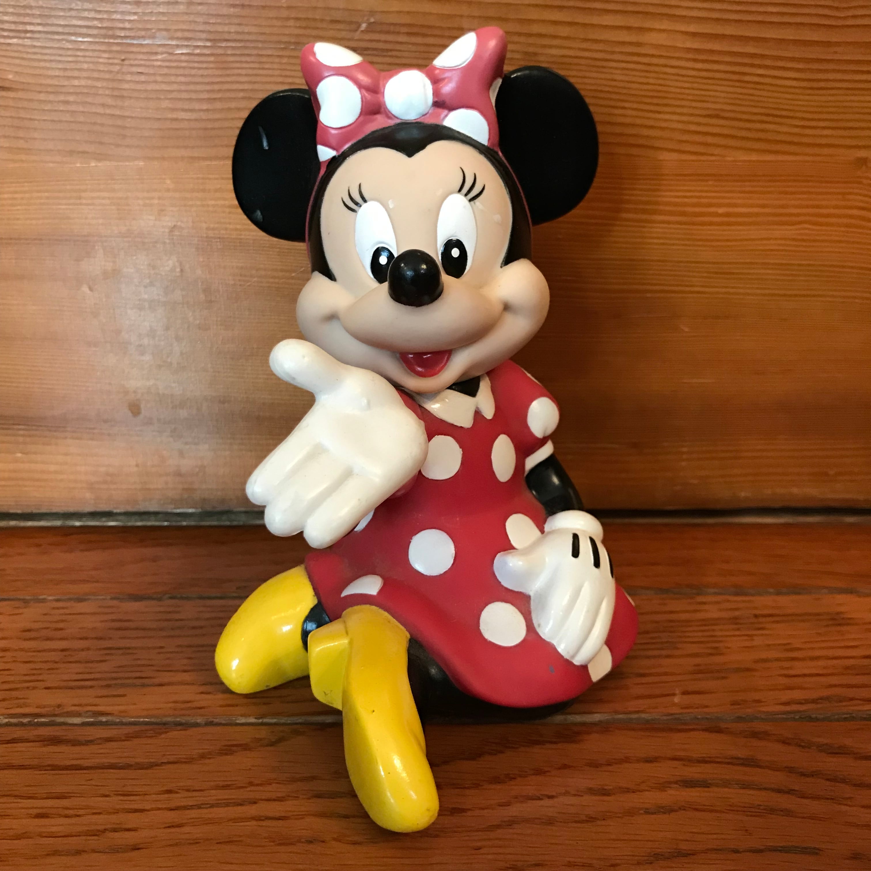 ミニーマウス（Minnie）ソフビ人形の貯金箱 ディズニークラシック