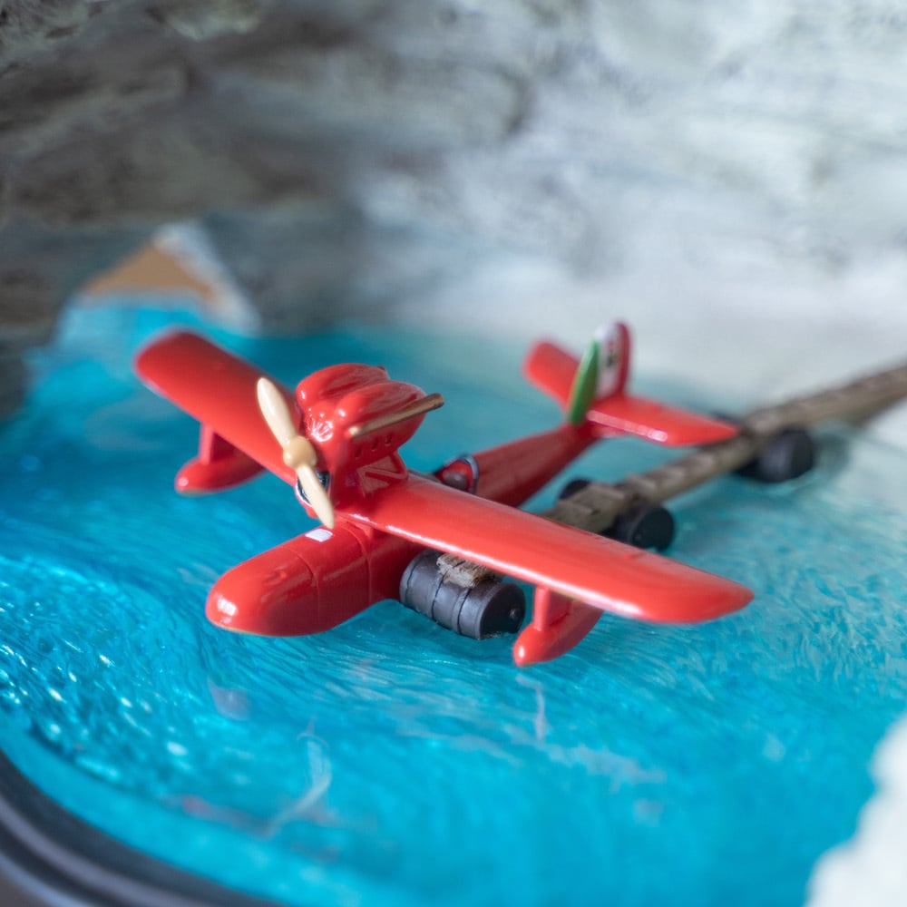 再入荷】紅の豚 ライトアップジオラマ ポルコのアジト（4718） | す