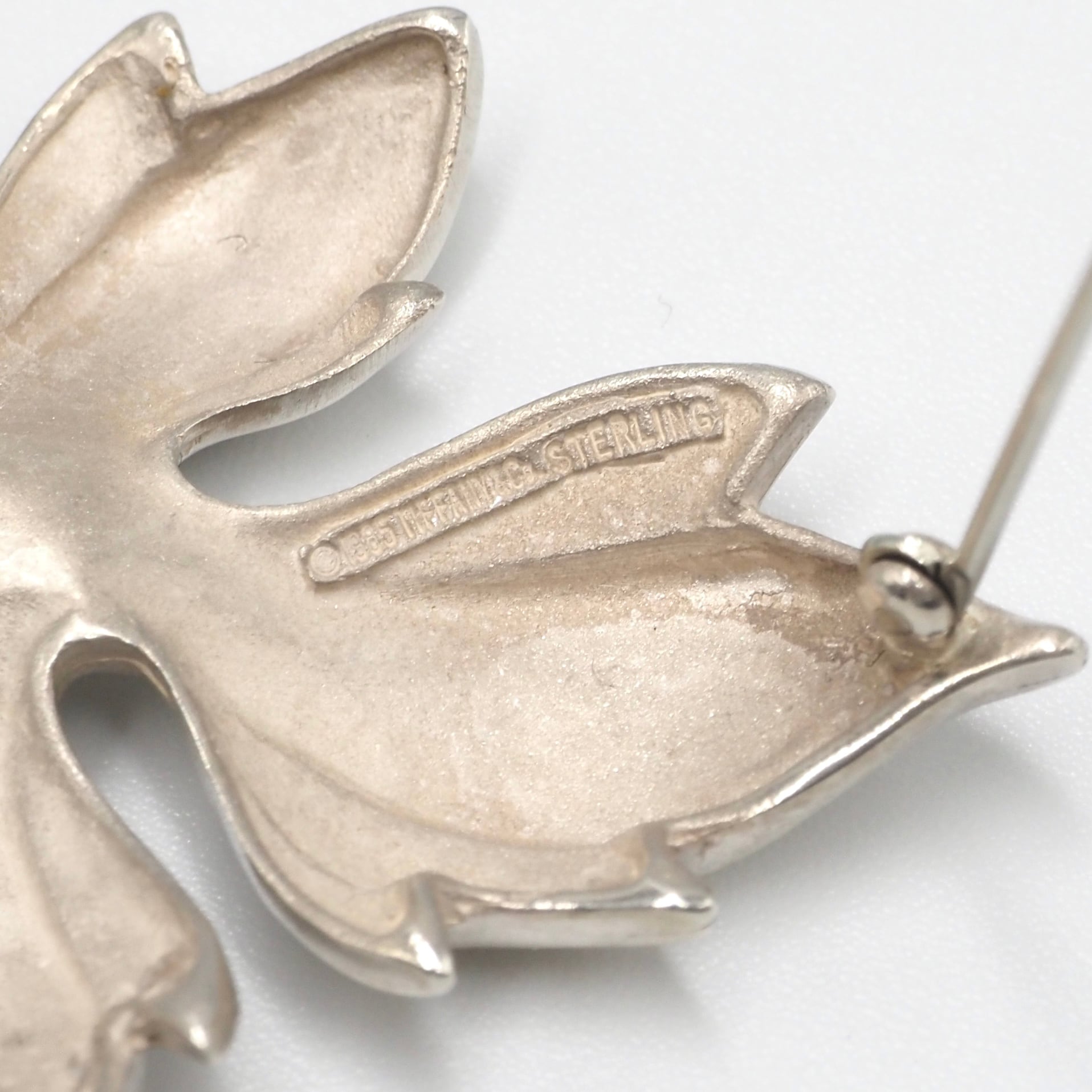 Tiffany&Co. メイプルリーフ ブローチ シルバー925 ティファニー