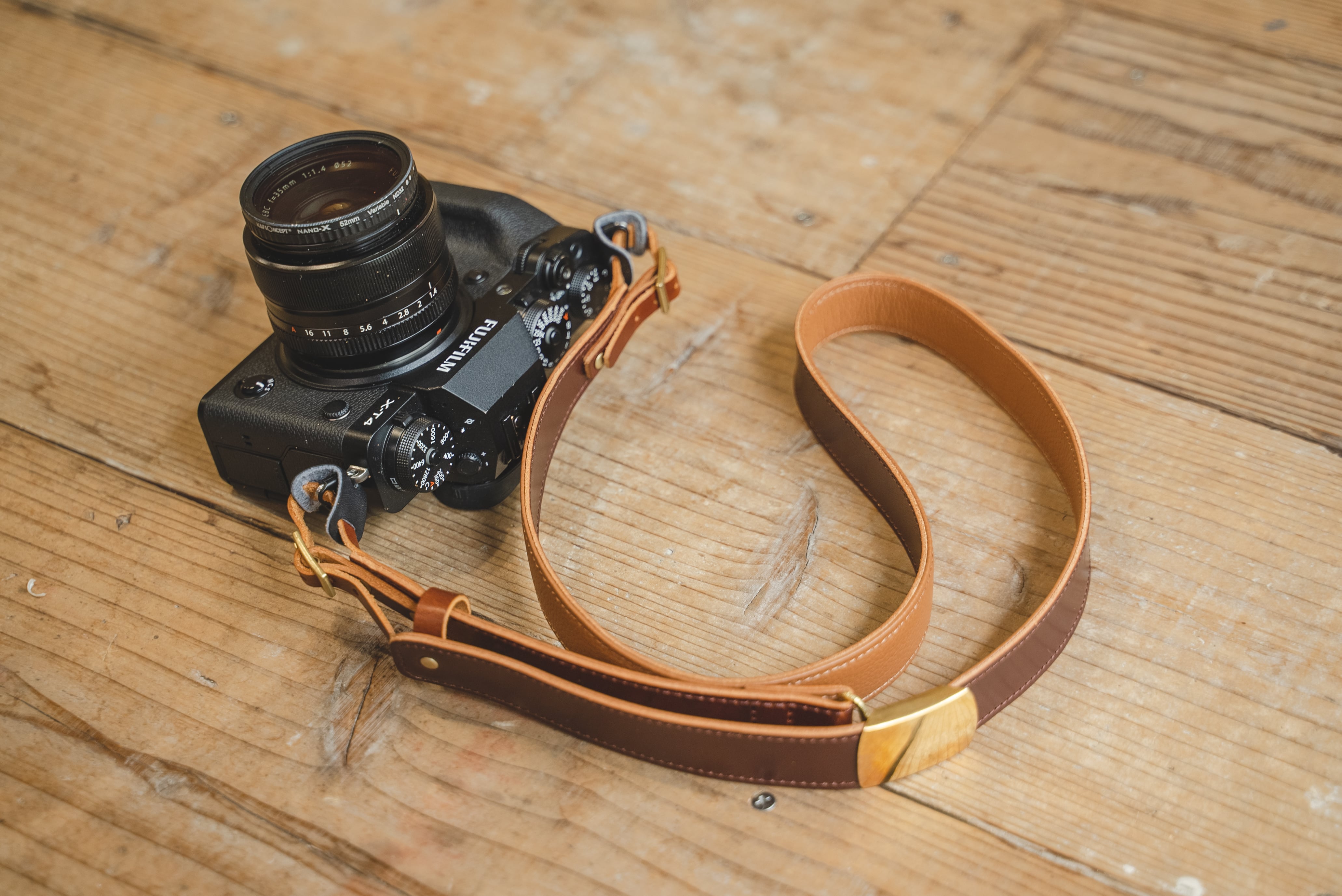 長さ自在のカメラストラップ「Flextrap」 | drip公式オンラインショップ