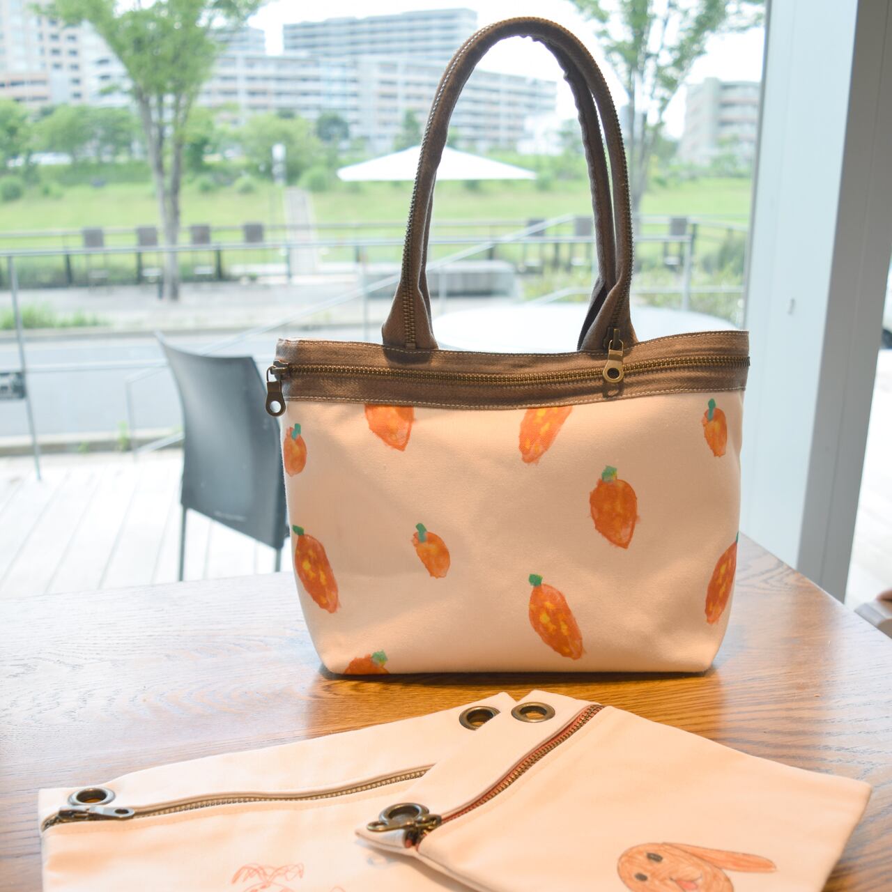 La luna様】ハンドメイドオーダー☆女の子☆大容量フラットトート