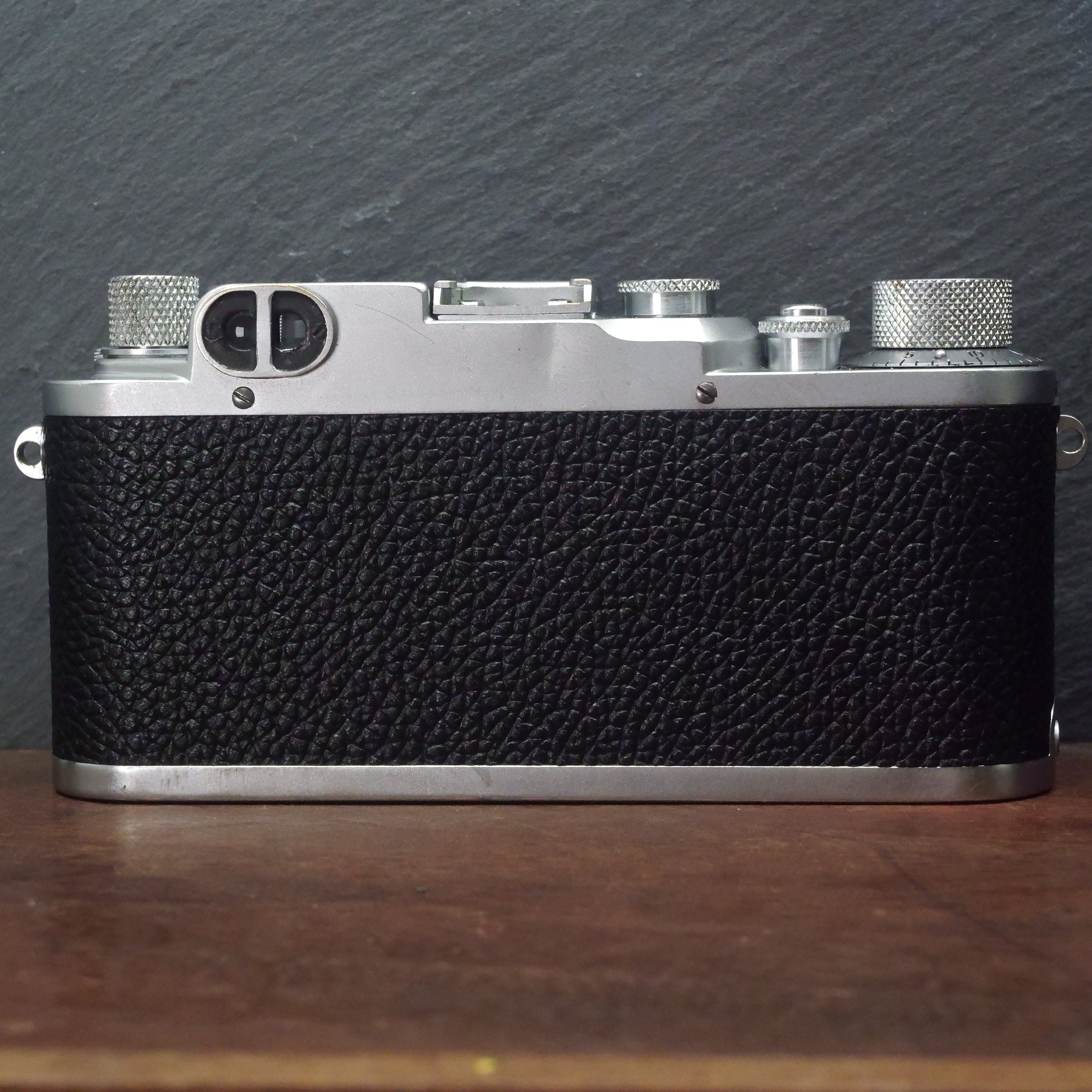 戦中ライカ！ 寒冷地仕様のベアリング内蔵モデル！バルナックライカ