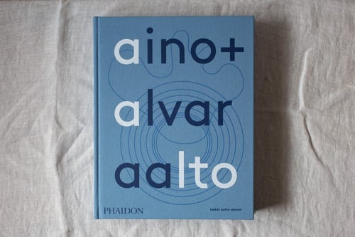 洋書）AINO + ALVAR AALTO: A LIFE TOGETHER ／ Heikki Aalto-Alanen