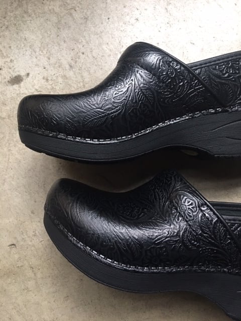 dansko XP 2.0 Floral Tooled | nabika