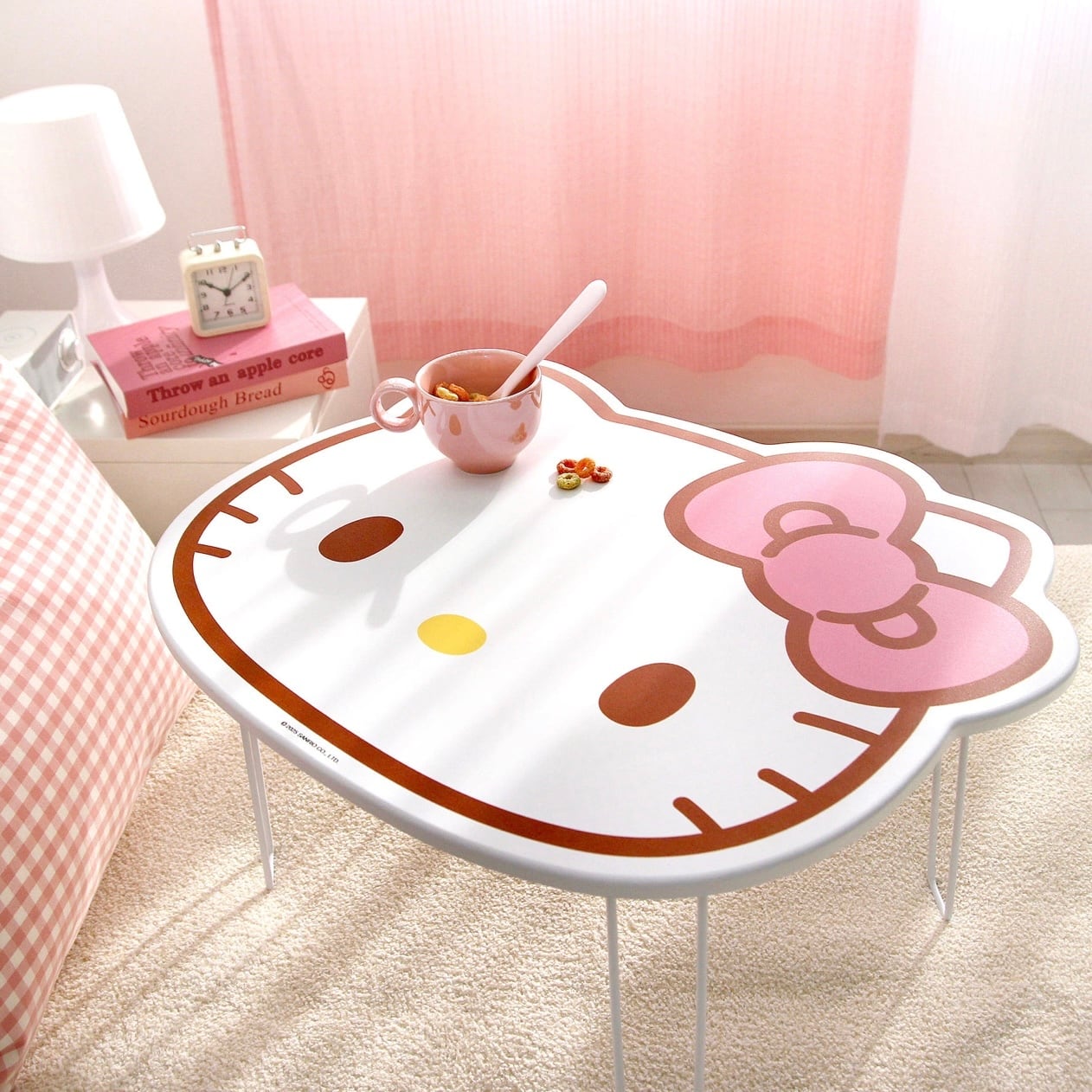 韓国限定 公式】hello kitty holding table / ハローキティ キティー