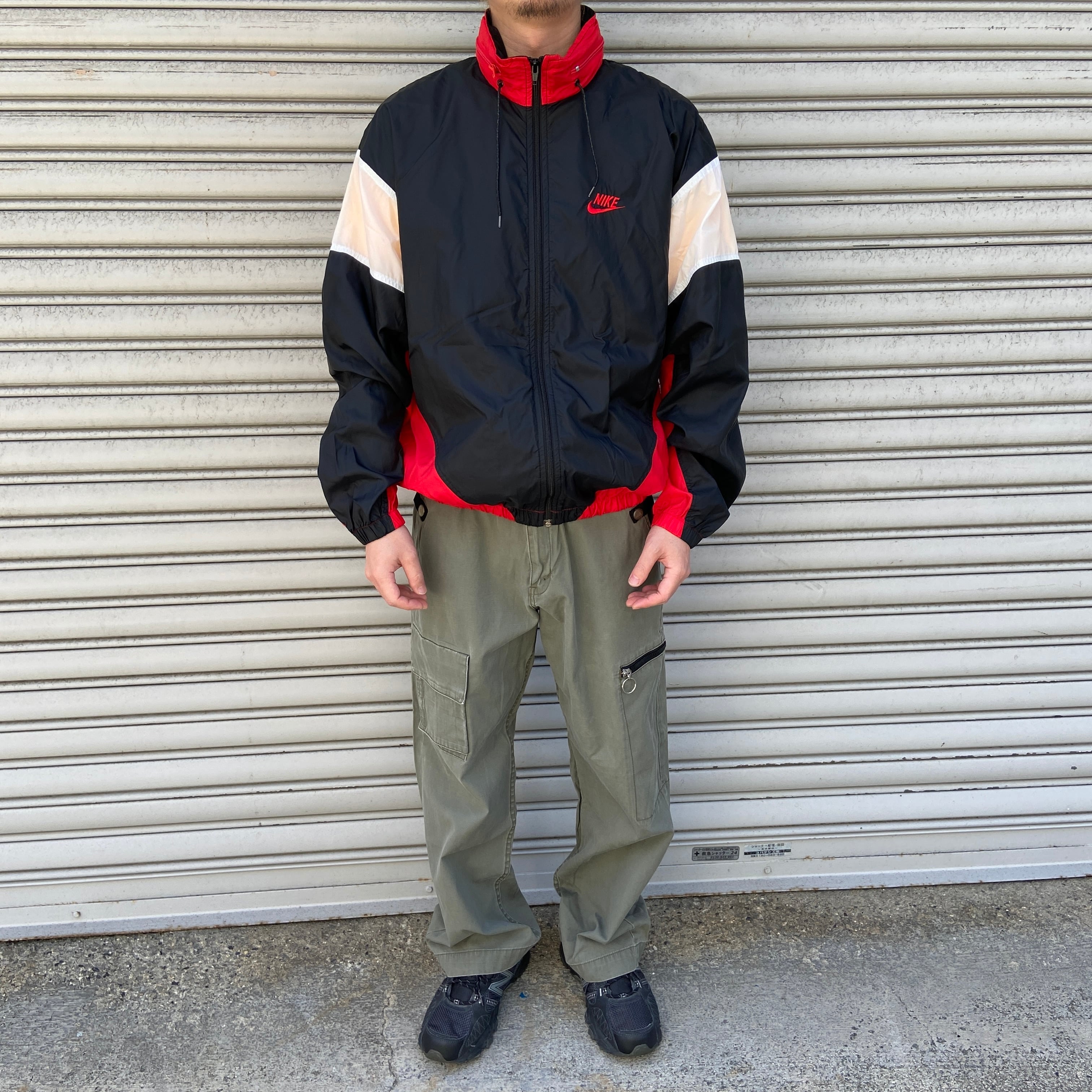90s NIKE ナイロンジャケット 銀タグ 切り替え配色 黒 赤 白 L | 古着