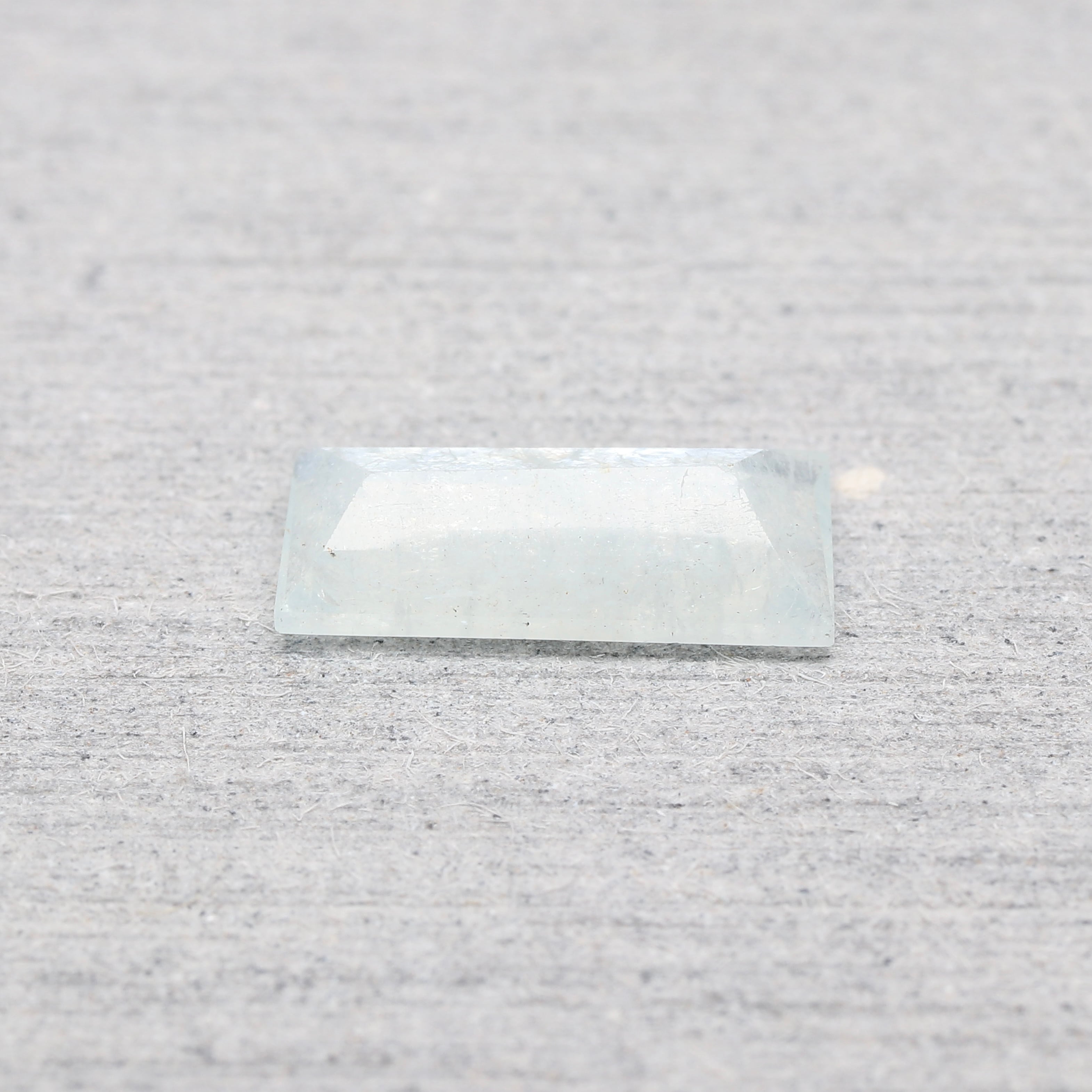 シンデレラアクアマリン 0.85ct バゲット | 色石堂