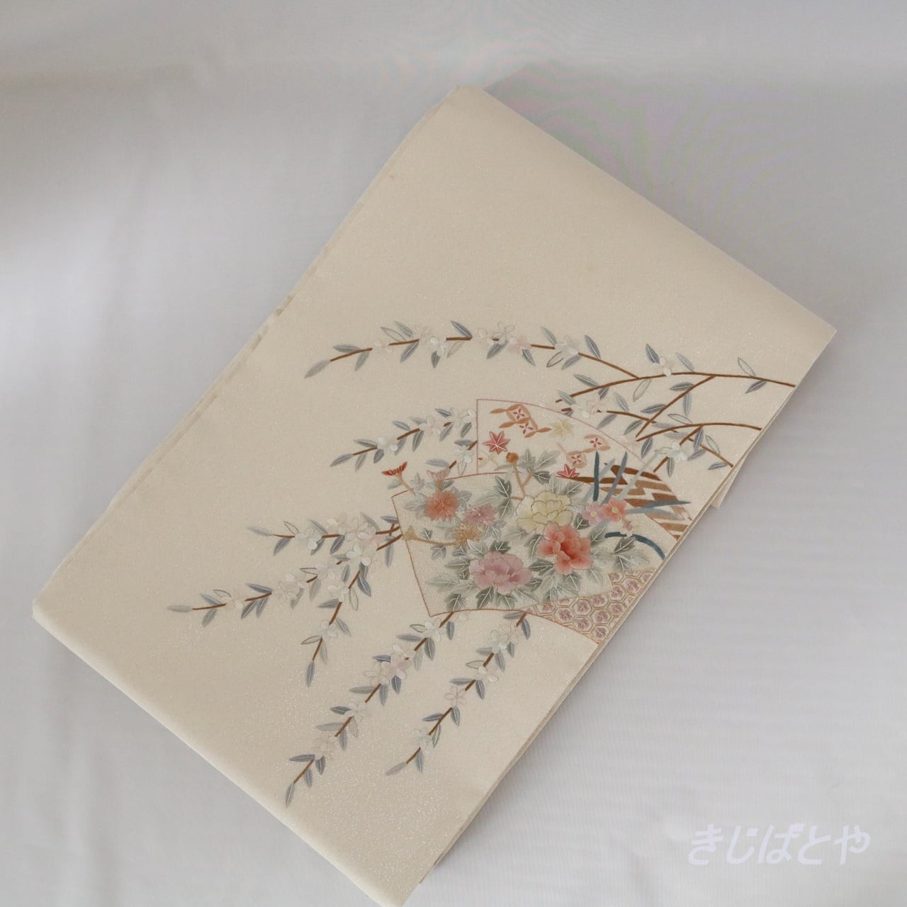 正絹 白地に花の刺繍の袋帯 | きじばとや